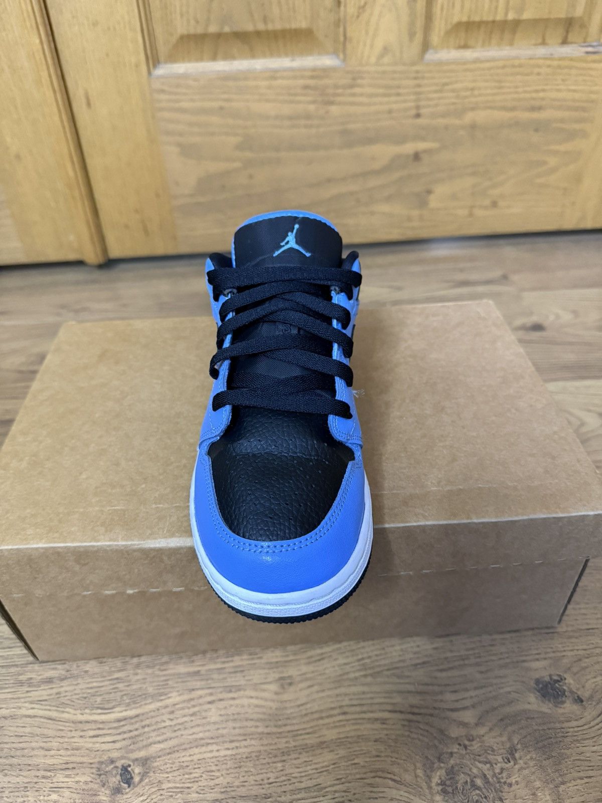 Jordan Brand Air Jordan 1 low SE “University blue” Size 6y Size US 6 / EU 39 - 8 Thumbnail