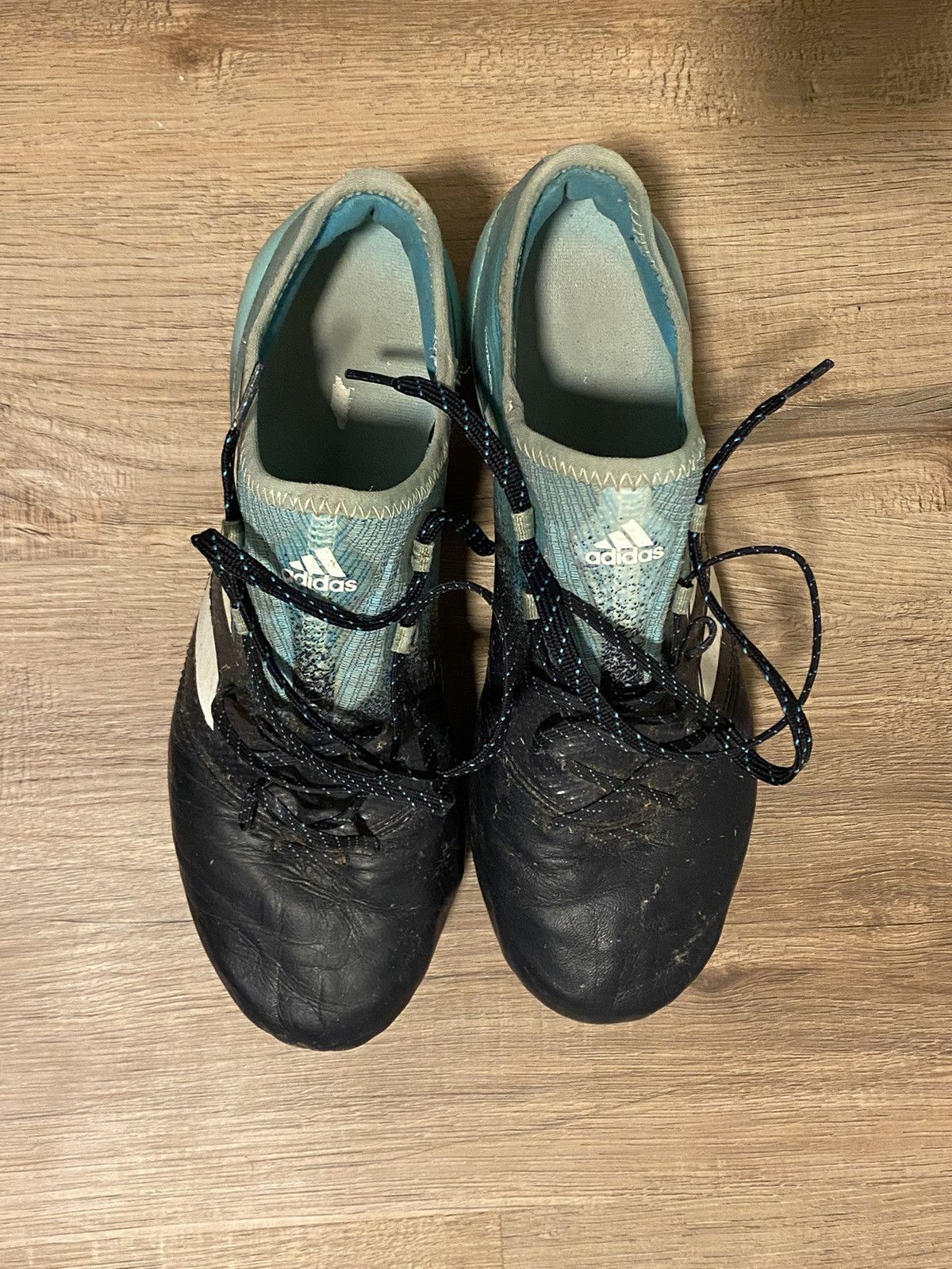 image of Adidas Soccer Cleats Shoes in Green, Men's (Size 7.5)