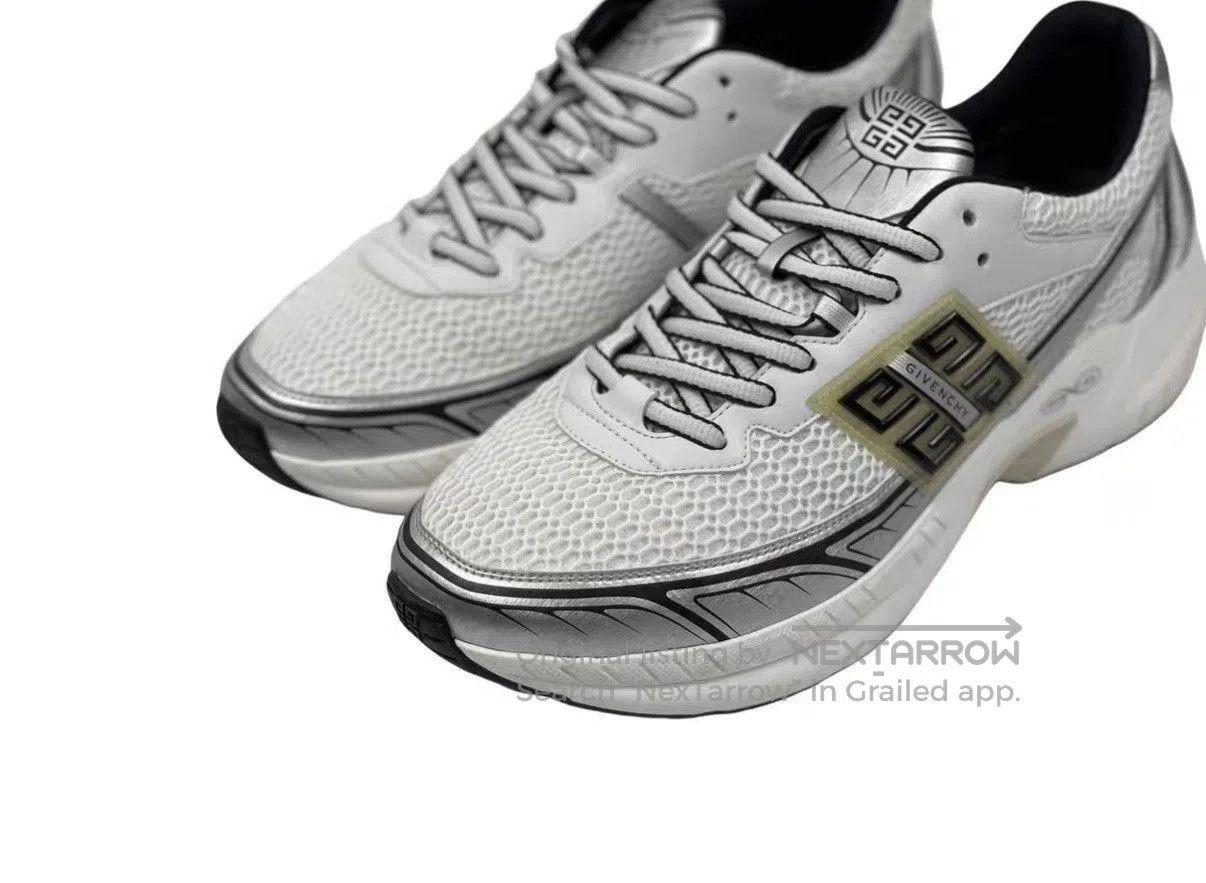 Givenchy White Low-Top Sneakers Size 9.5. Size US 9.5 / EU 42-43 - 2 Thumbnail