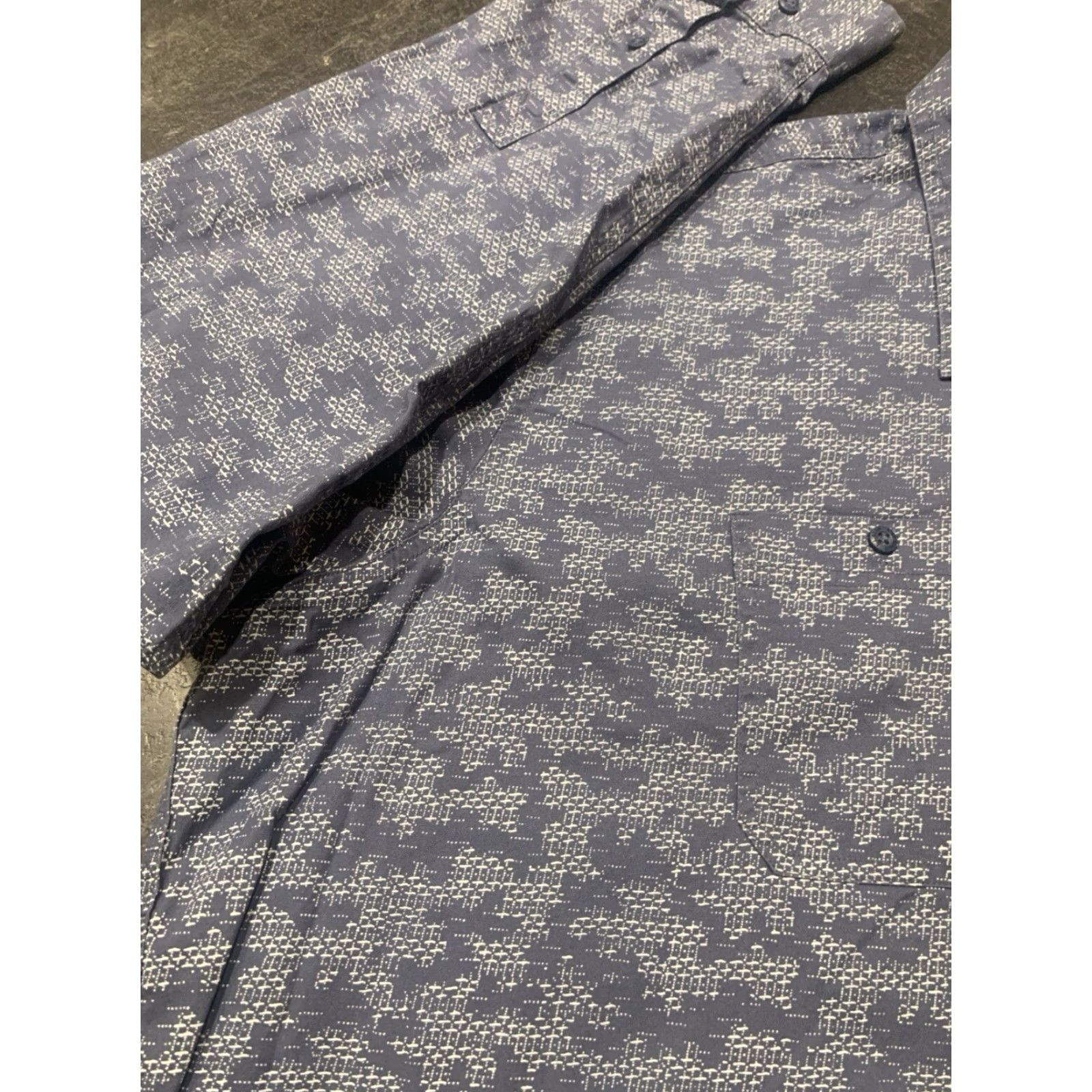 Vintage L.L. Bean Men 3XL Camp Shirt Long Sleeve Button-Up Tencel Stretch Geometric Blue Outdoor Size US XXL / EU 58 / 5 - 5 Thumbnail