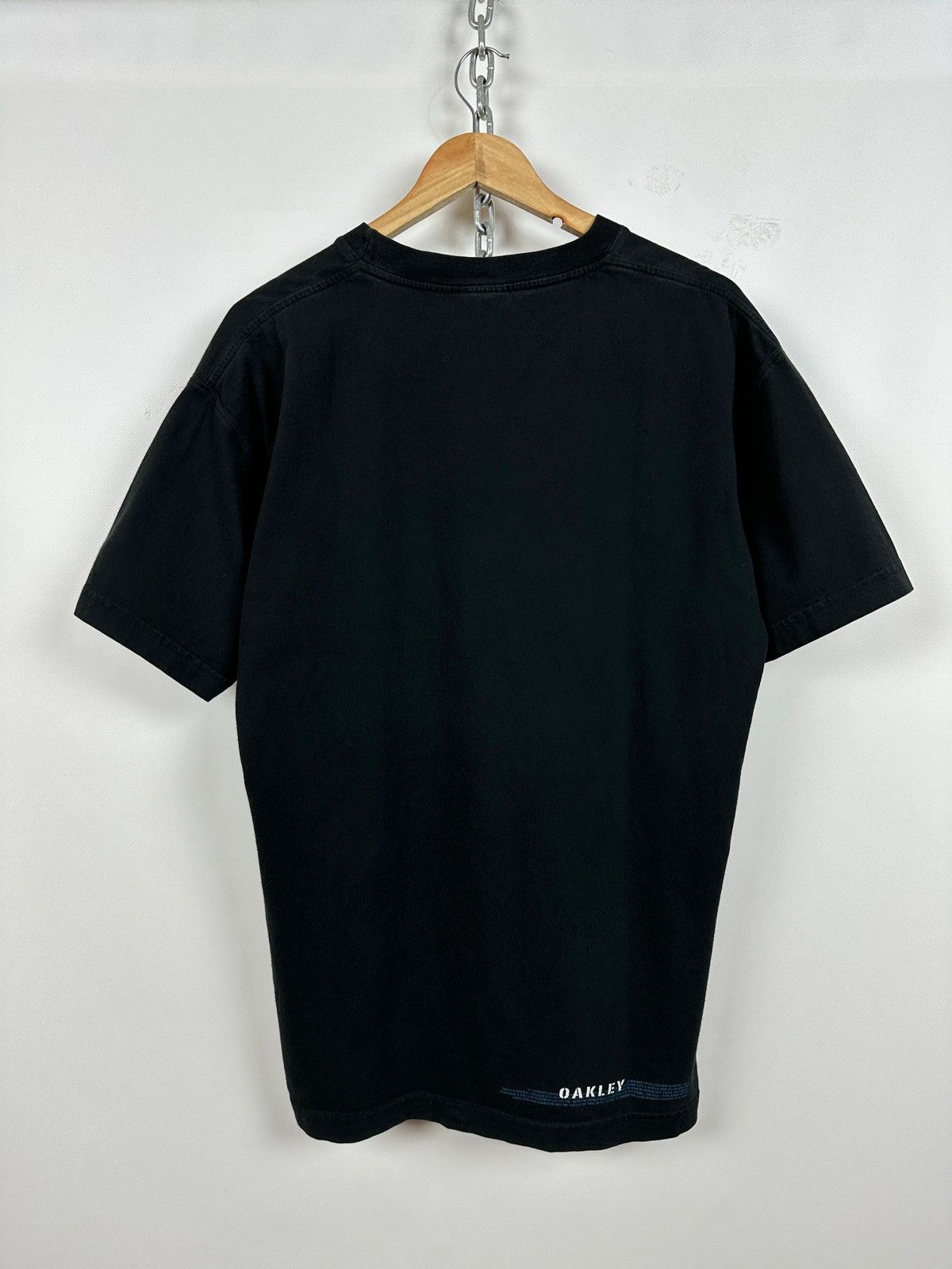Oakley Vintage Oakley Big Logo Black T-Shirt Size US L / EU 52-54 / 3 - 2 Thumbnail