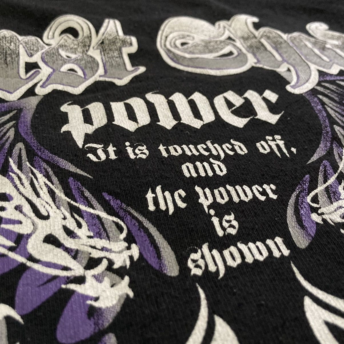 Le Grande Bleu (L.G.B.) 🇯🇵 Y2K ALL IS VANITY WORDING DRAGON SWEATSHIRT Size US L / EU 52-54 / 3 - 14 Thumbnail