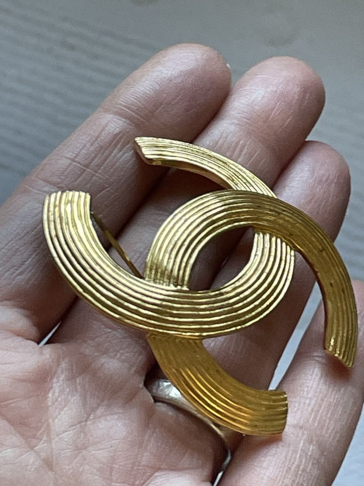 Chanel CHANEL CC BROOCH Size ONE SIZE - 5 Thumbnail