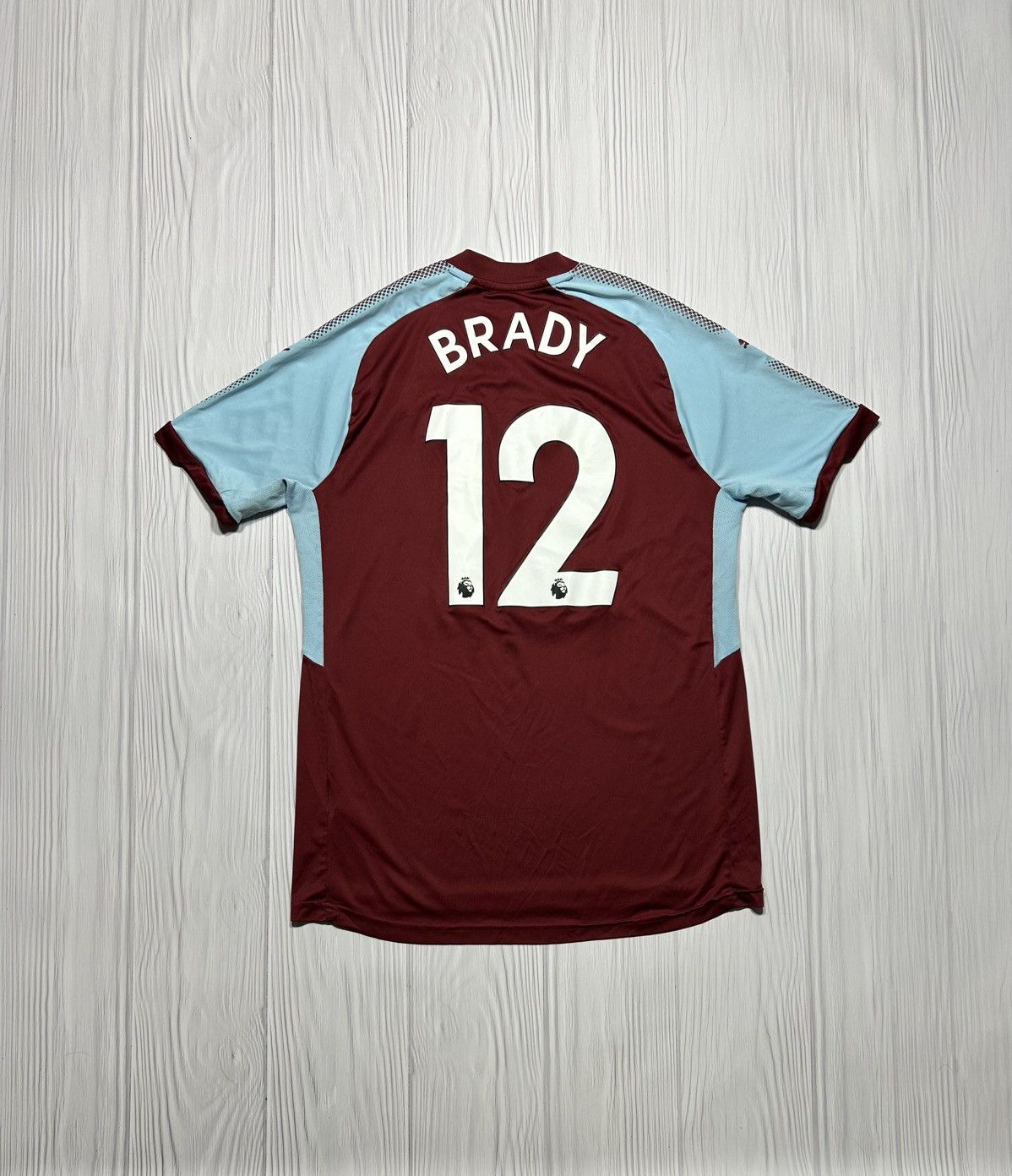 Puma FC Burnley #12 Brady 2017 Soccer Jersey Size L Size US L / EU 52-54 / 3 - 2 Thumbnail