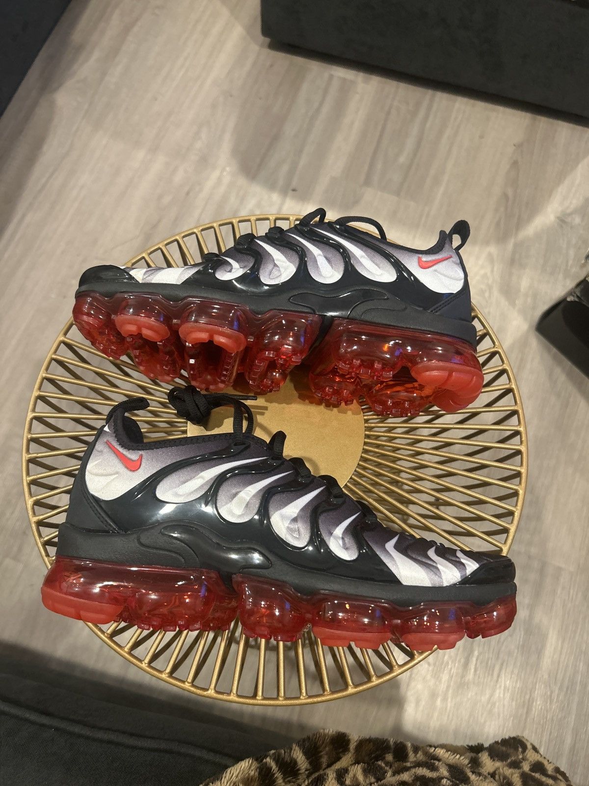 Nike Air Vapormax Plus Size 7 Mens Size US 7 / EU 40 - 3 Thumbnail
