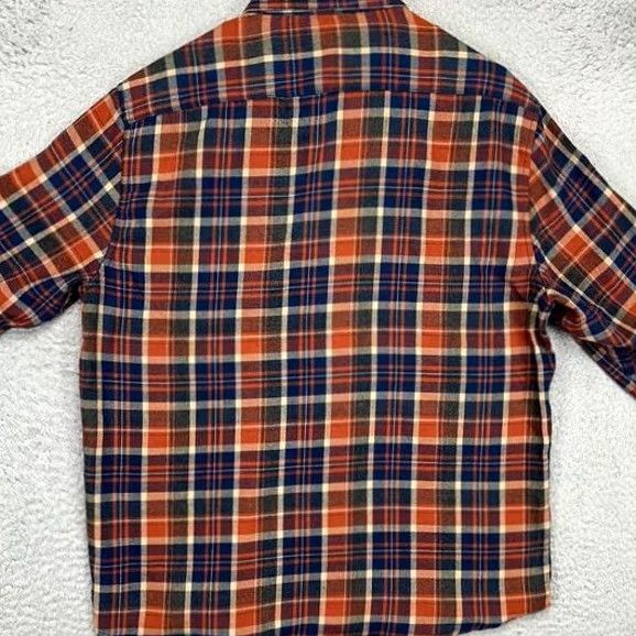 Vintage VINTAGE Tailor Vintage Flannel Shirt Men Large Luxe Performance Blue Plaid Button Up NEW Size US L / EU 52-54 / 3 - 3 Thumbnail