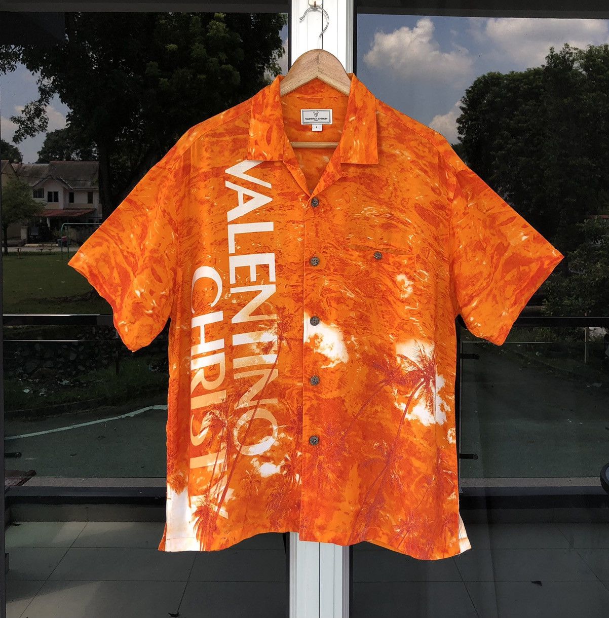 Valentino VALENTINO CHRISTY Volcano Hawaiian TieDye Rayon Short Sleeve Size US L / EU 52-54 / 3 - 6 Thumbnail