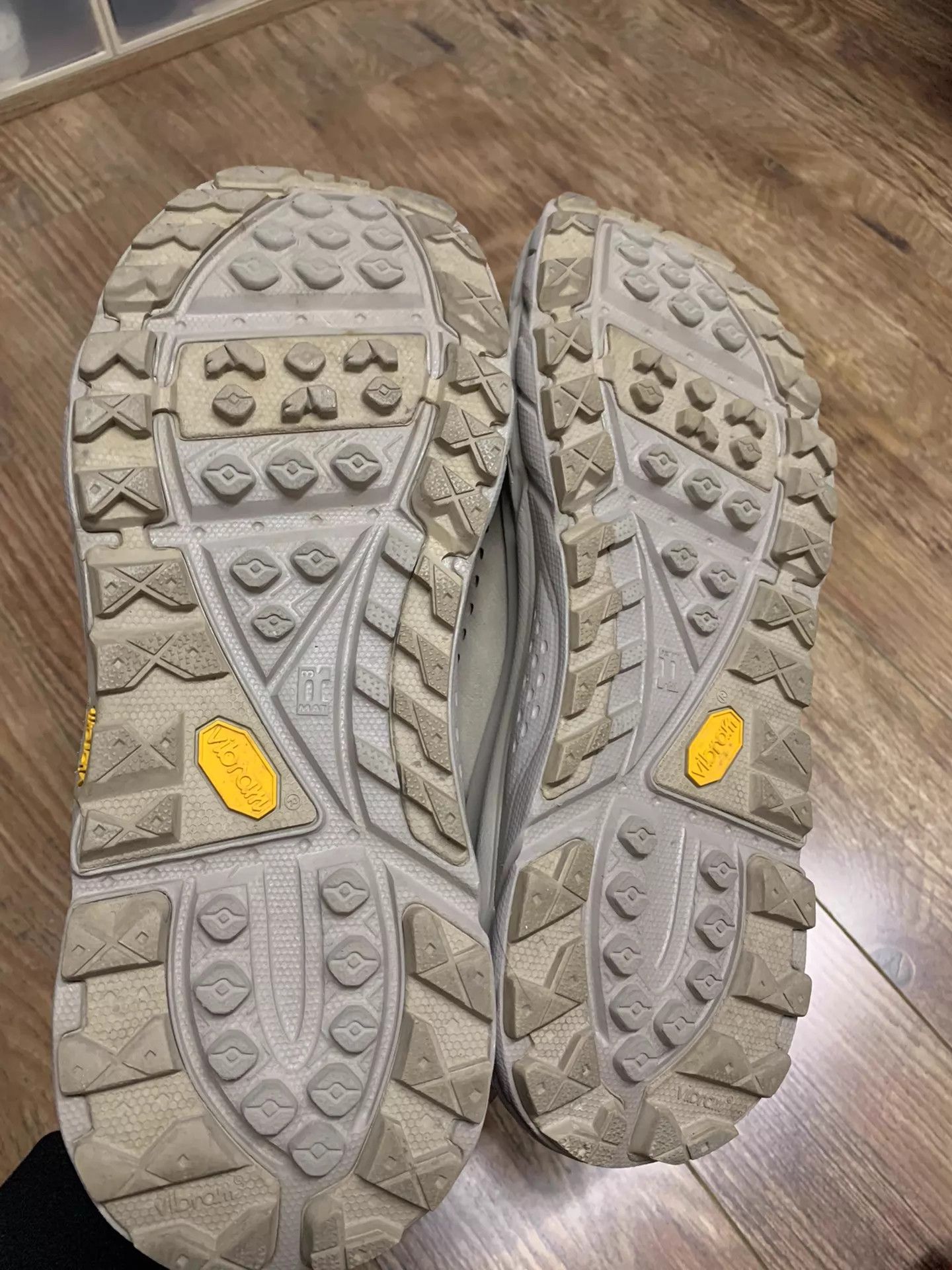 Hoka Hoka One One Tor Ultra Low Tan 43 Size US 10 / EU 43 - 3 Thumbnail