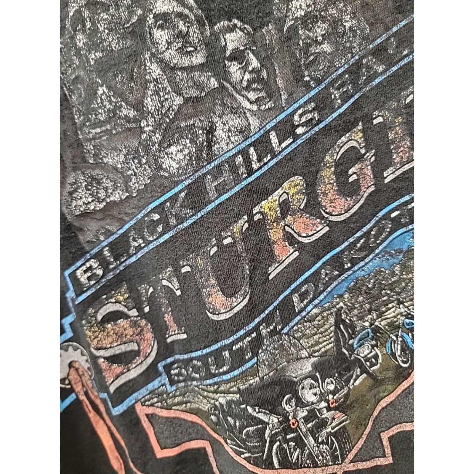Harley Davidson VINTAGE Harley-Davidson Black Hills Rally Sturgis 1998 Graphic Tee Mens XL Shirt Adult XL Black Graphics 90s Motorcycle Biker Mens Size US XL / EU 56 / 4 - 7 Thumbnail