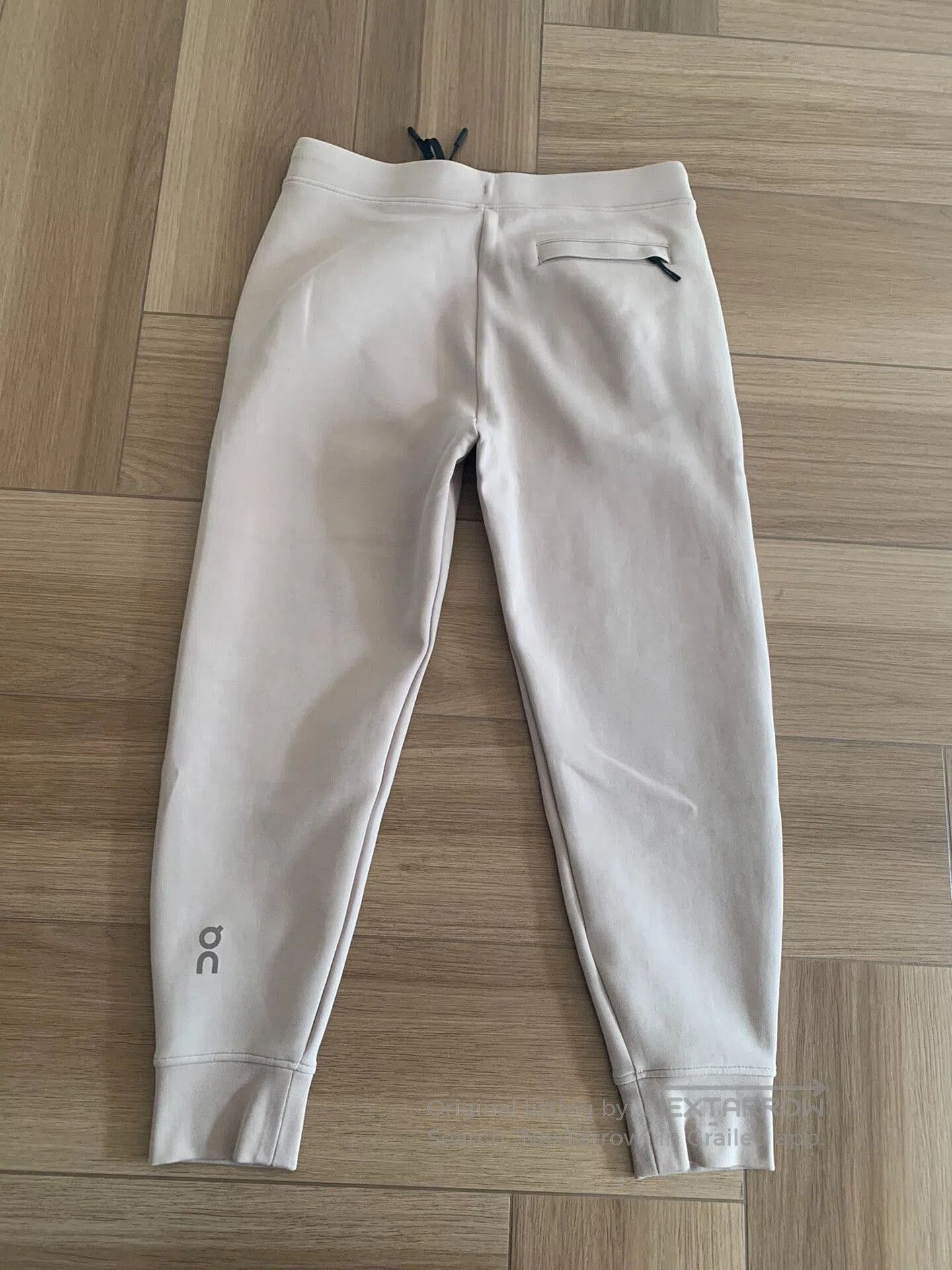 On On Focus Tech Sweatpants. Size US 34 / EU 50 - 2 Thumbnail