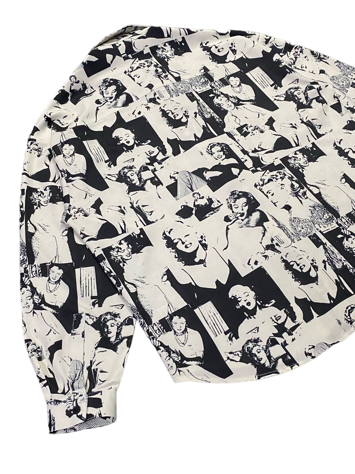 Japanese Brand Marilyn Monroe Fullprint Photo Callage Graphic Long Sleeve Size US M / EU 48-50 / 2 - 21 Thumbnail