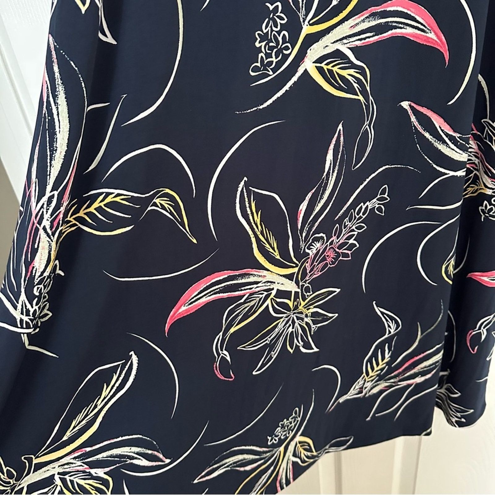Other Beautiful Elegant Sylvia Pinero Perfect Fit Flower Dress Size ONE SIZE - 6 Thumbnail