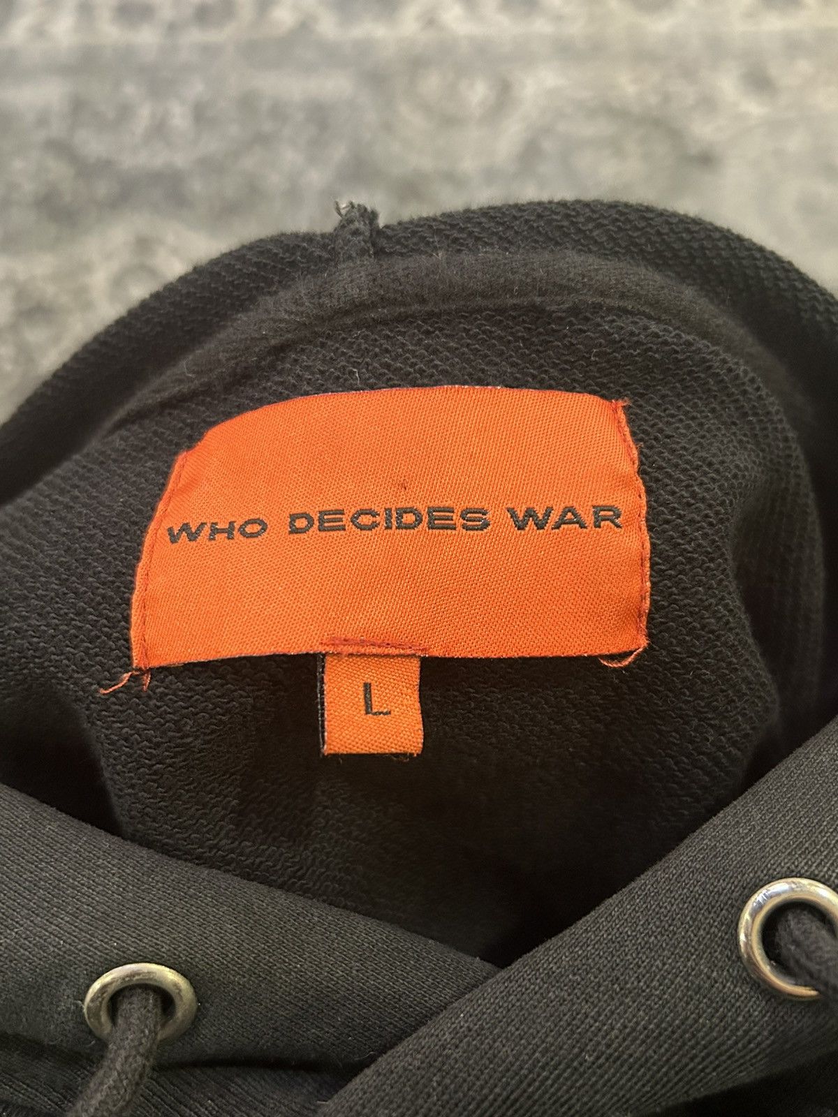 Who Decides War Who Decides War Black Pullover Hoodie Size US L / EU 52-54 / 3 - 6 Thumbnail