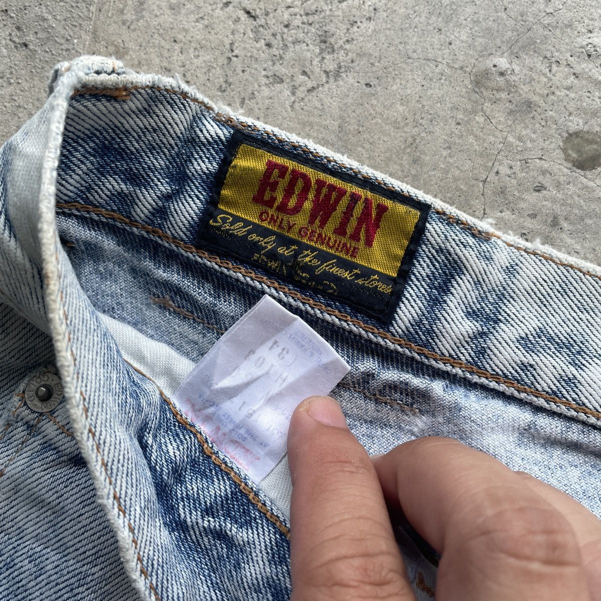 Edwin W33 Vintage Edwin Denim Distressed Wash Faded Jeans Pants Size US 33 - 7 Thumbnail