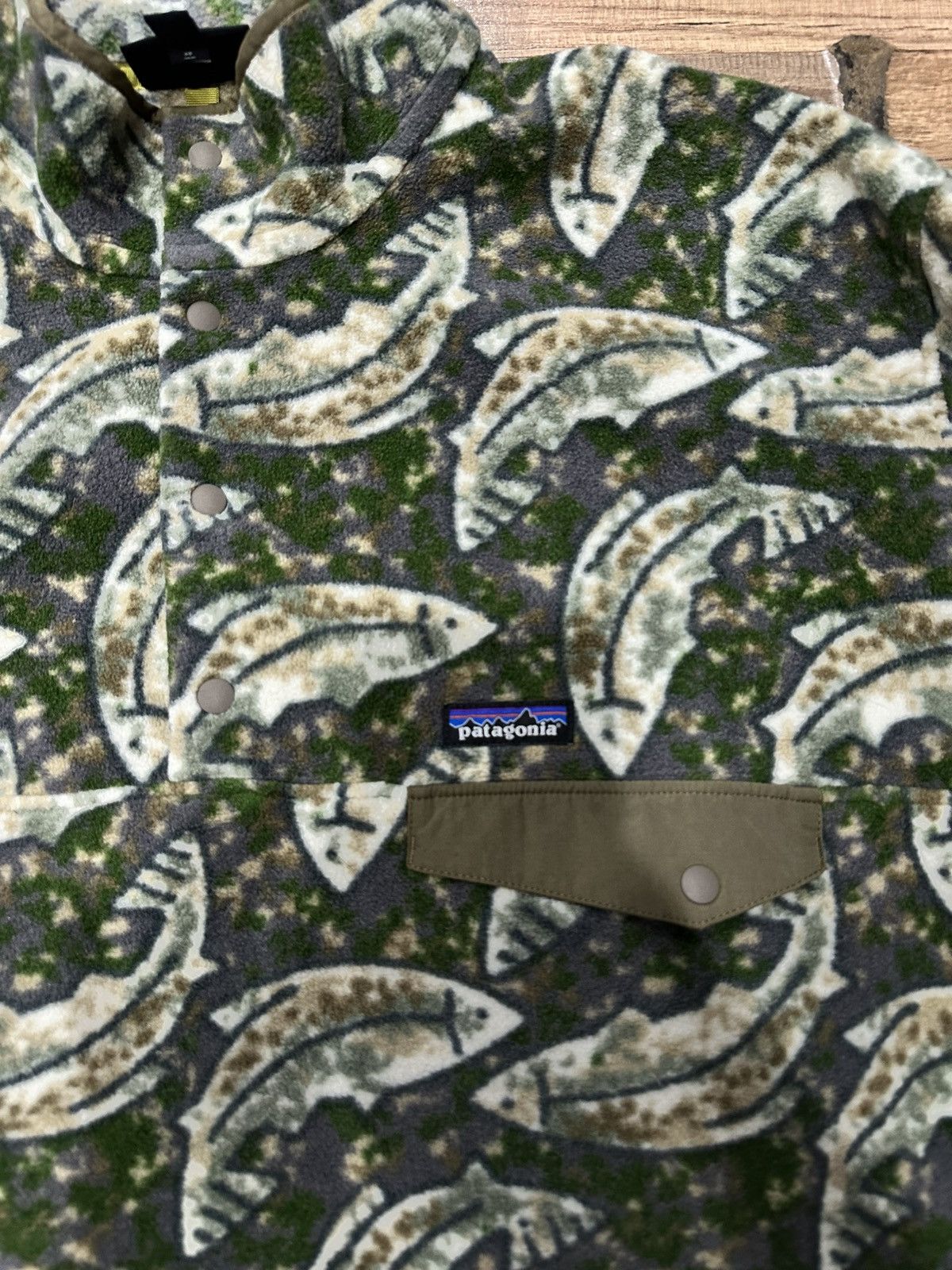 Patagonia Patagonia Synchilla - Trout / Fish Camo Snap Fleece Size XL Size US XL / EU 56 / 4 - 2 Thumbnail