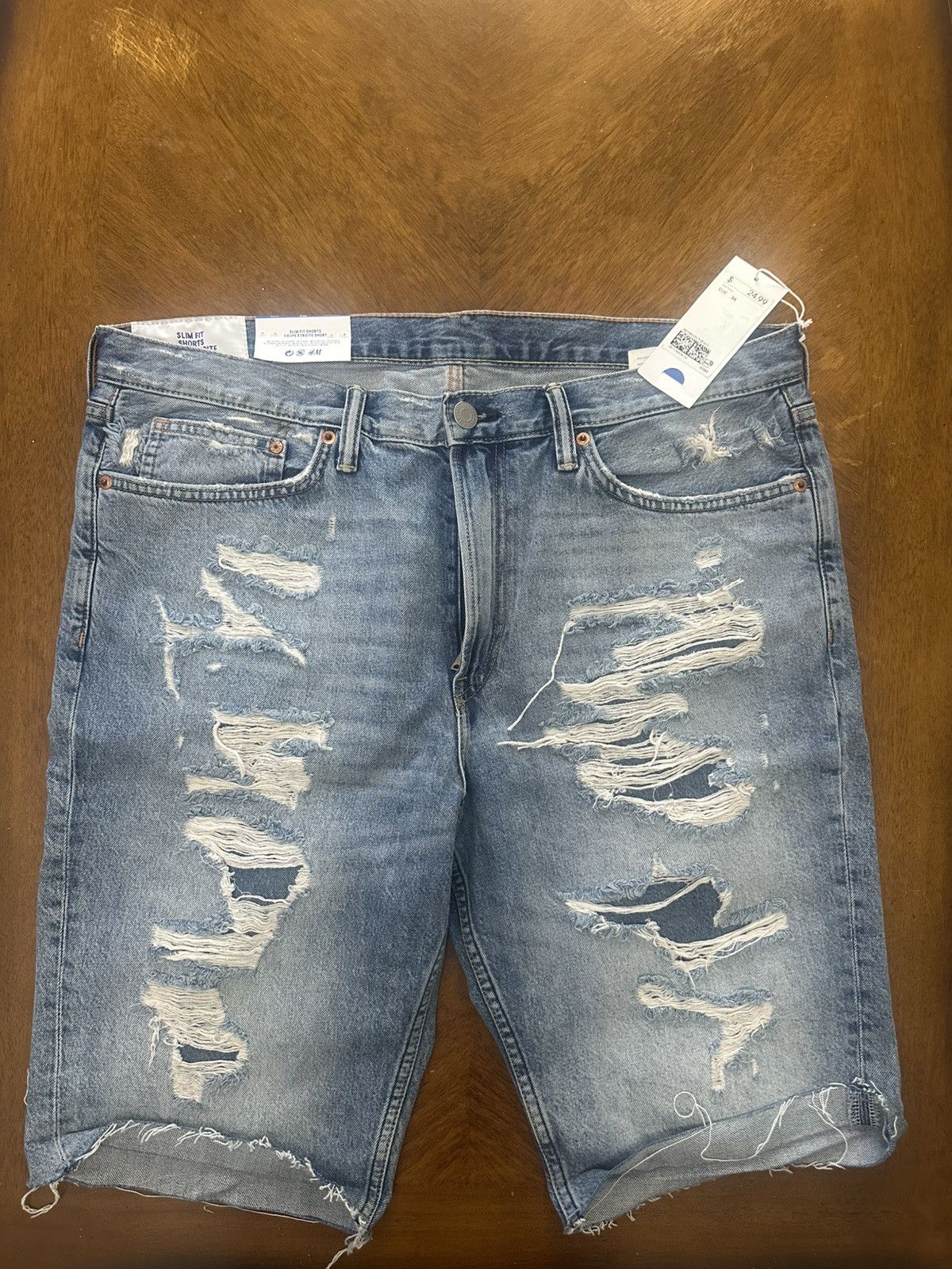 MNML Will get all that’s listed for that price. Read description Size US 36 / EU 52 - 4 Thumbnail