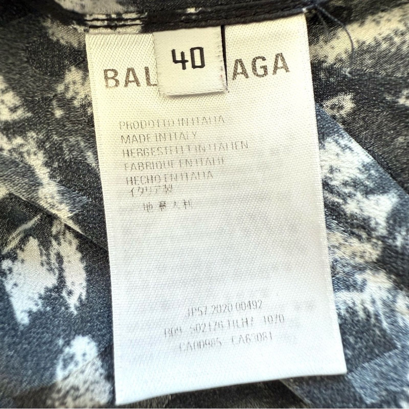 Balenciaga Balenciaga floral print oversized dress 40IT or 8 US 2600$ Size M / US 6-8 / IT 42-44 - 10 Thumbnail
