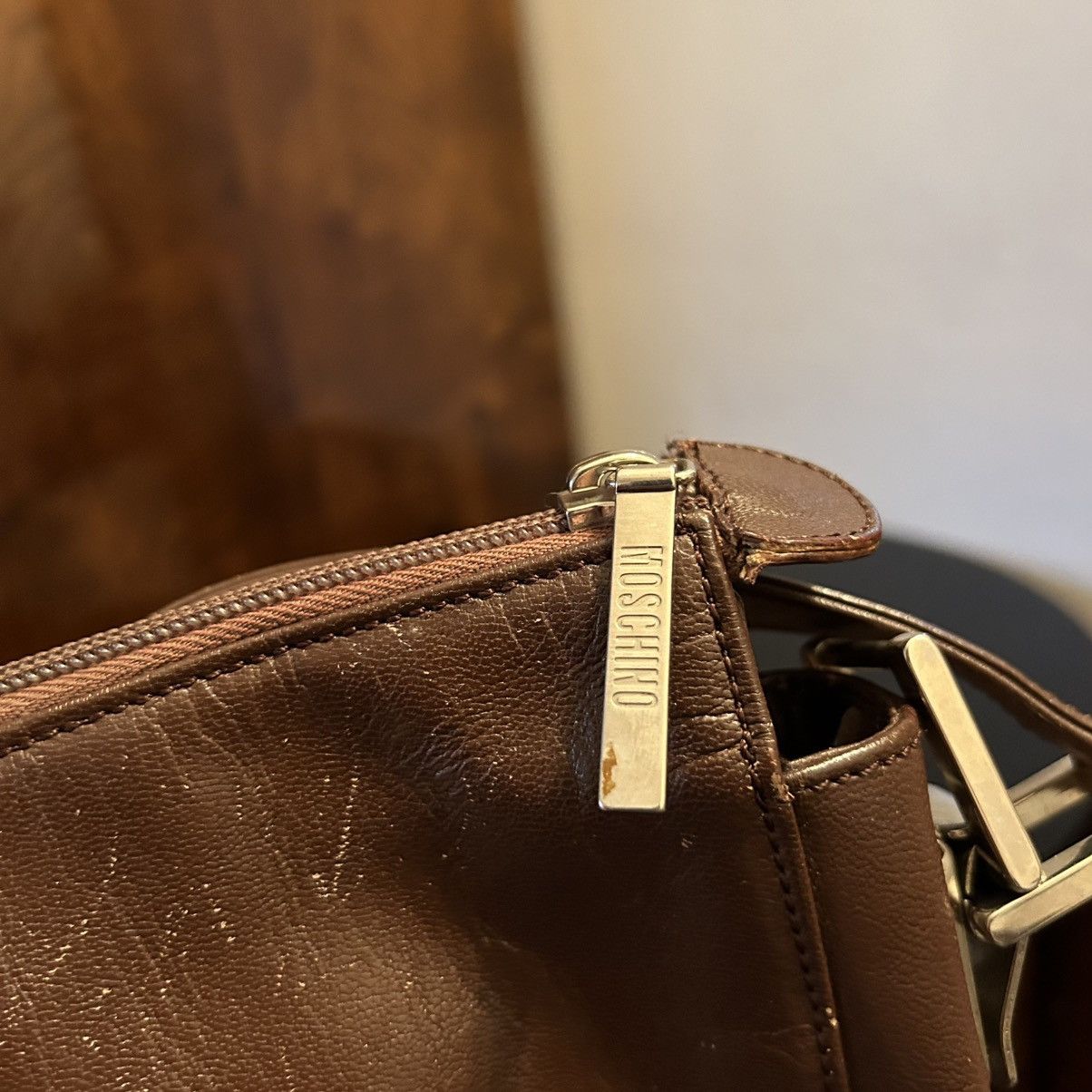Moschino 90s Moschino leather brown messenger bag Size ONE SIZE - 7 Thumbnail