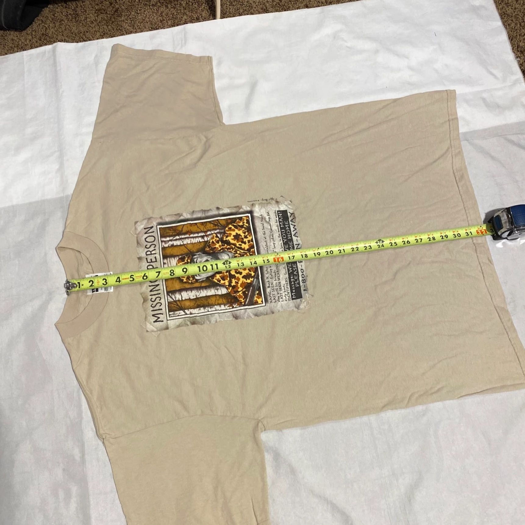 Tultex VINTAGE Peggy V. Murray Funny Missing Person Hunter Humor Y2K Tultex Tshirt 2XL Beige Cotton Short Sleeve Crew Neck Men Funny T-Shirt Size US XXL / EU 58 / 5 - 5 Thumbnail