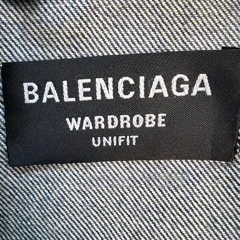 Balenciaga Balenciaga Graffiti Letter Printed Denim Jacket Size US M / EU 48-50 / 2 - 3 Thumbnail