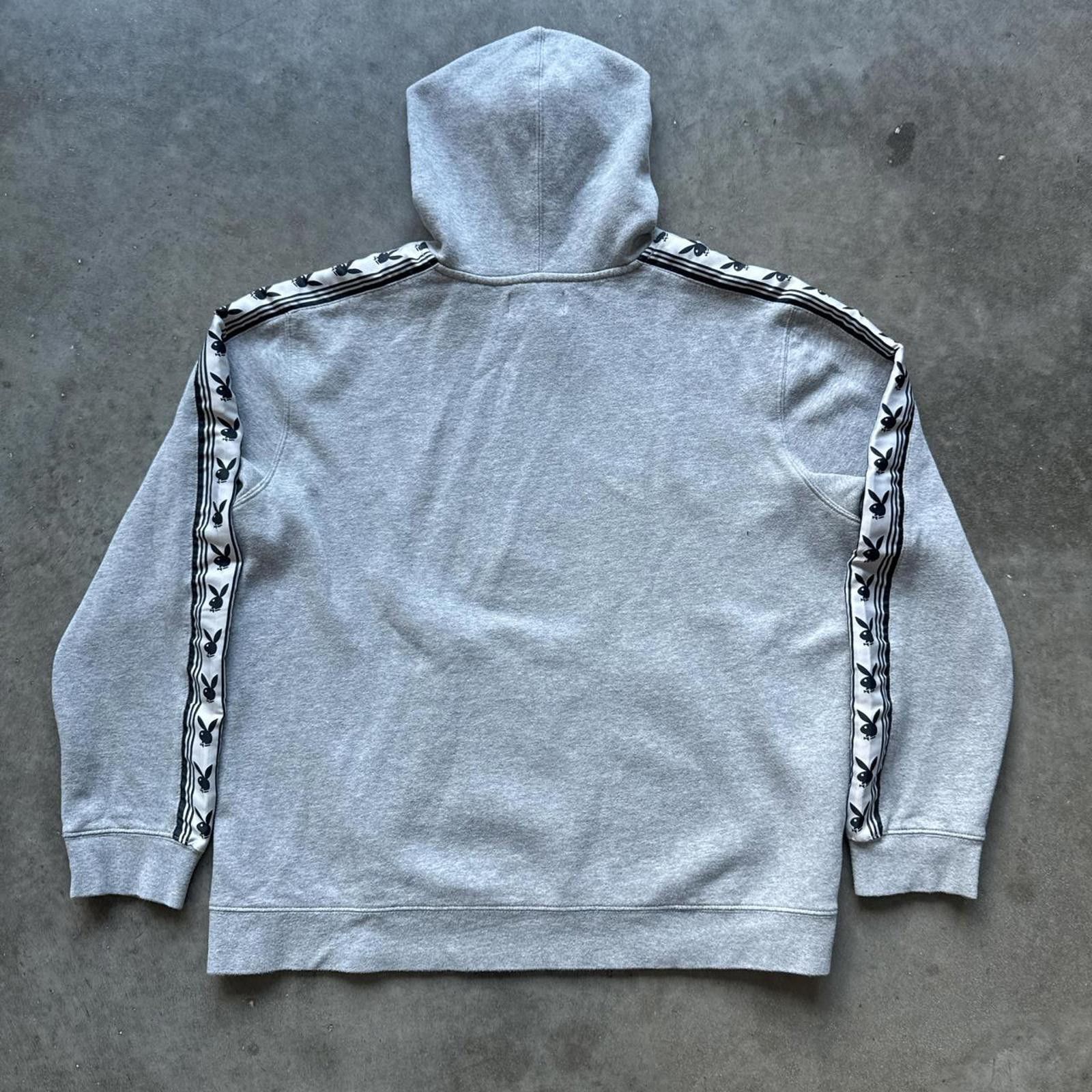 Playboy Playboy Grey Hoodie With Logo Stripes On The Sleeves Size US L / EU 52-54 / 3 - 2 Thumbnail