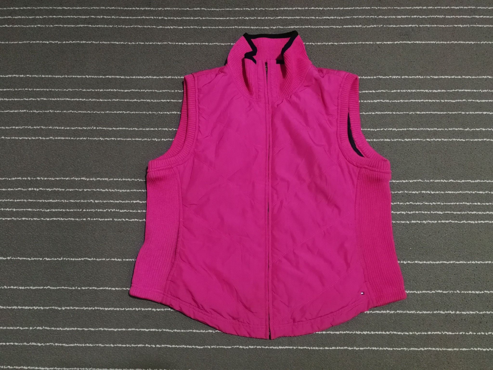 Tommy Hilfiger Tommy hilfiger Pink vest L 1970 woman Size L / US 10 / IT 46 - 1 Thumbnail