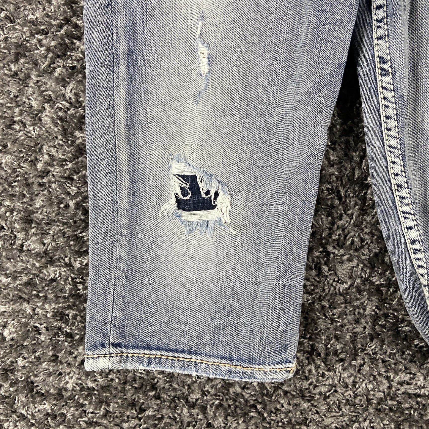 Silver Jeans Co. SILVER JEANS Suki Flap Bermuda Distressed Jean Shorts Blue Women’s 26 Size 26" / US 2 / IT 38 - 3 Thumbnail