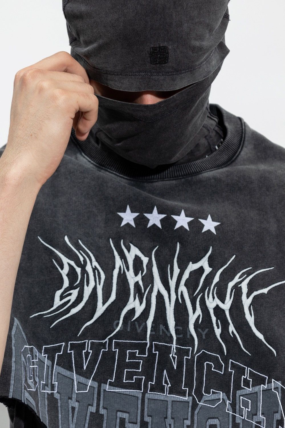 Givenchy Gothic Graphic Print Layered Longsleeve with hood Size US XL / EU 56 / 4 - 5 Thumbnail