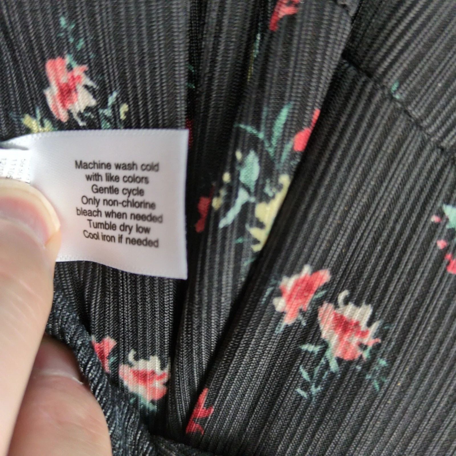 Other NWT Lane Bryant Black Floral Button Up Shirt Women's 26/28 Size 3XL / US 20-22 - 8 Thumbnail