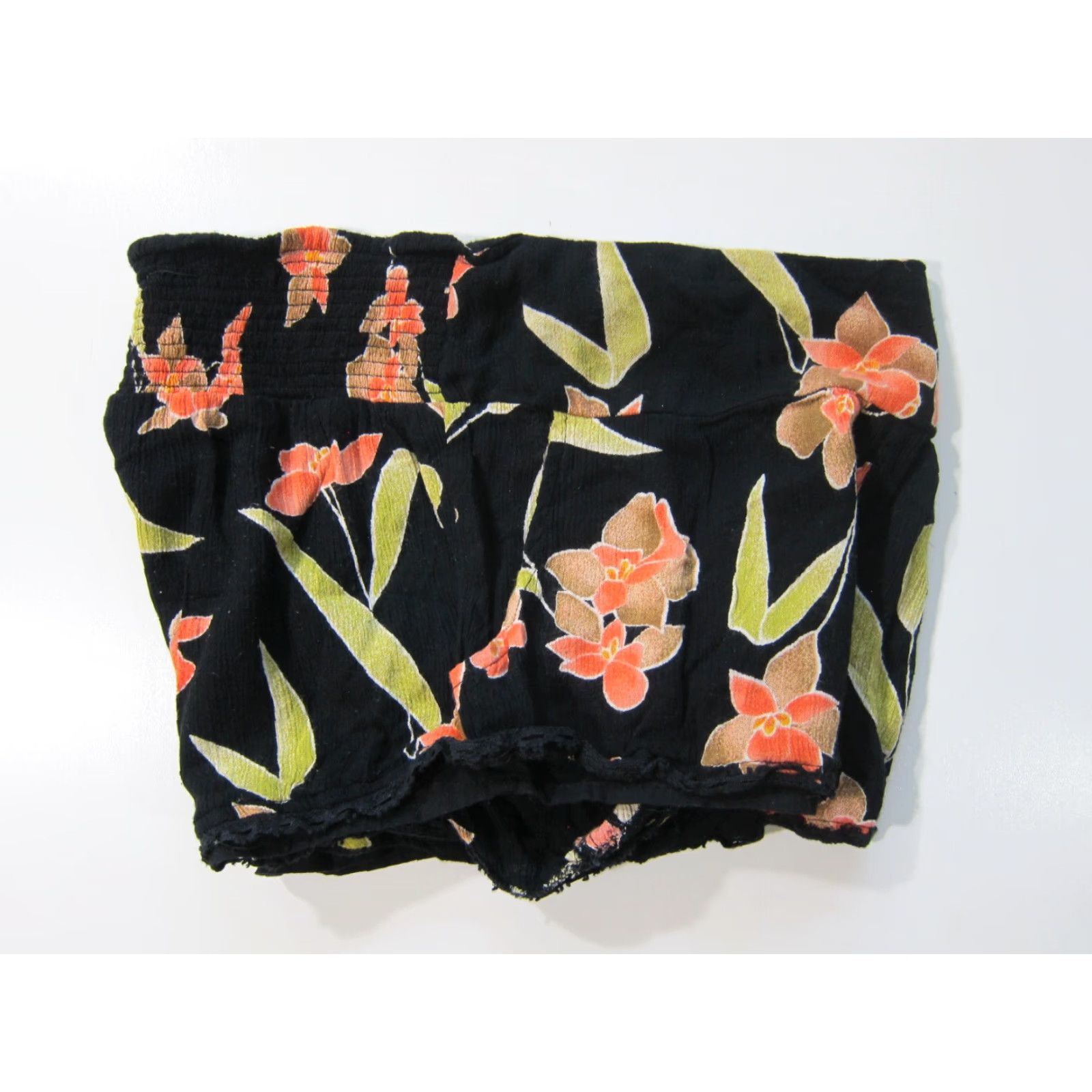 Volcom Volcom Booty Shorts Women XS 100% Rayon Black Floral Pocket Inseam 3" Rise High Waist Lounge Casual Trendy Size 26" / US 2 / IT 38 - 7 Thumbnail
