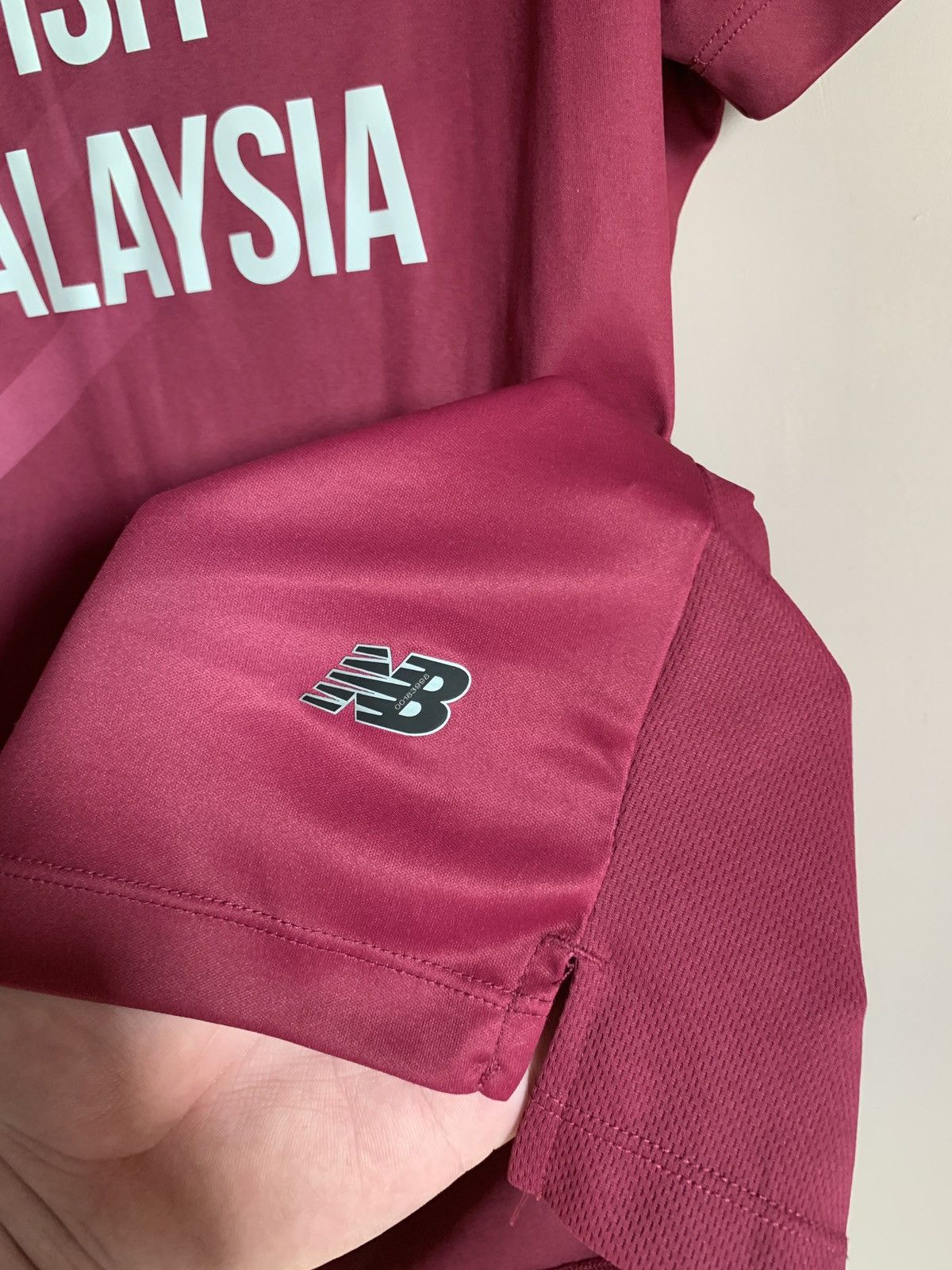 New Balance Cardiff City Away Football Shirt New Balance Soccer Jersey Size US XL / EU 56 / 4 - 9 Thumbnail