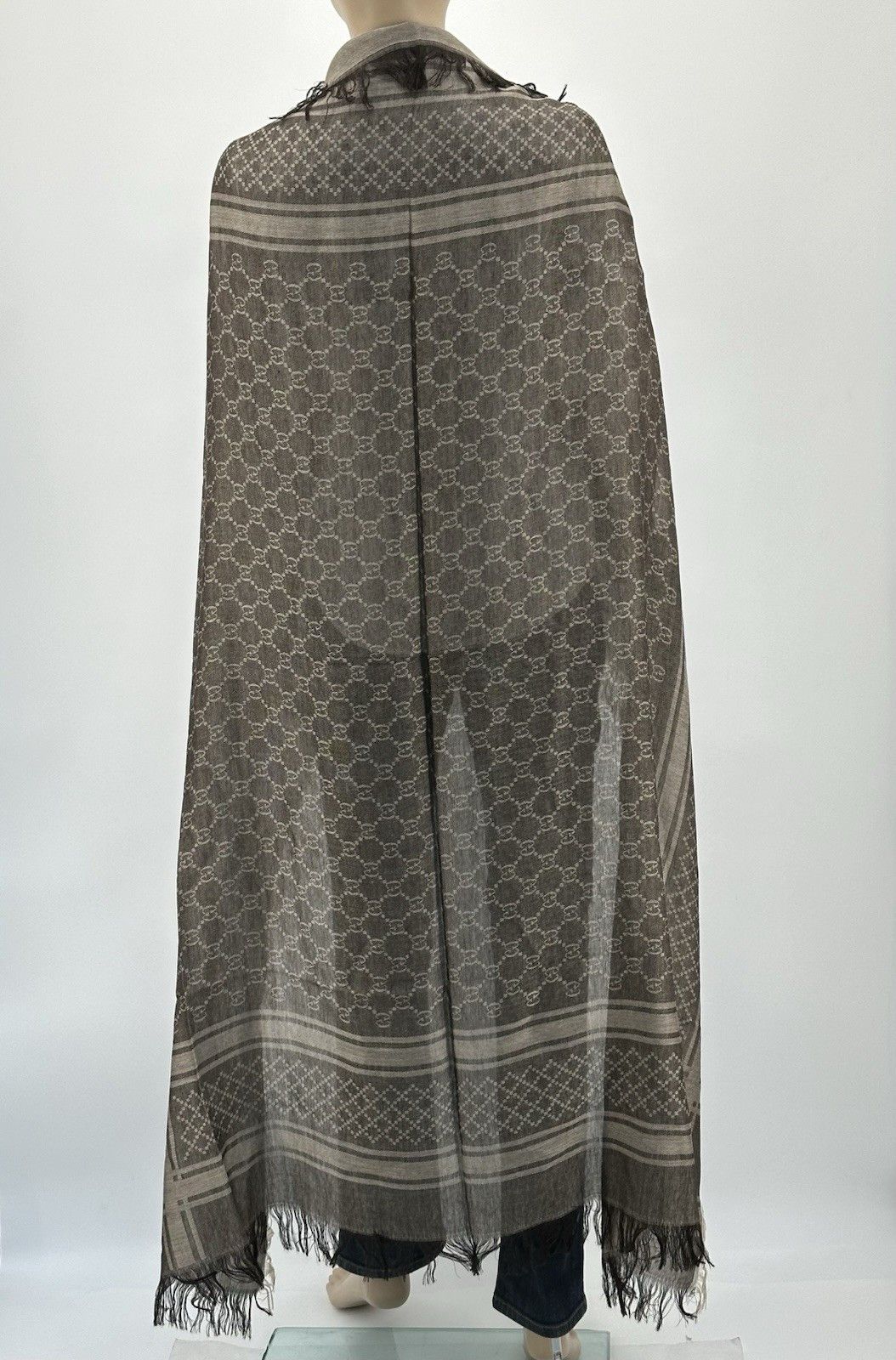 Gucci New Gucci Scarves 140x140cm Woll -Silk Size ONE SIZE - 5 Thumbnail