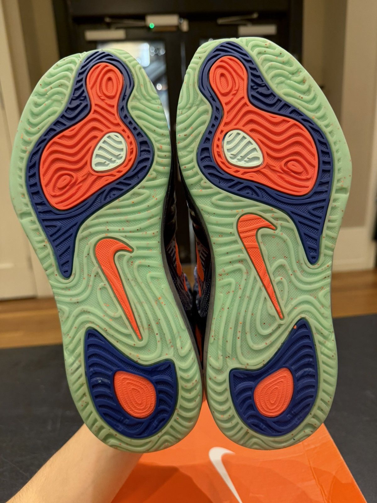 Nike Nike Air Max Hyperposite Size US 8.5 / EU 41-42 - 5 Thumbnail