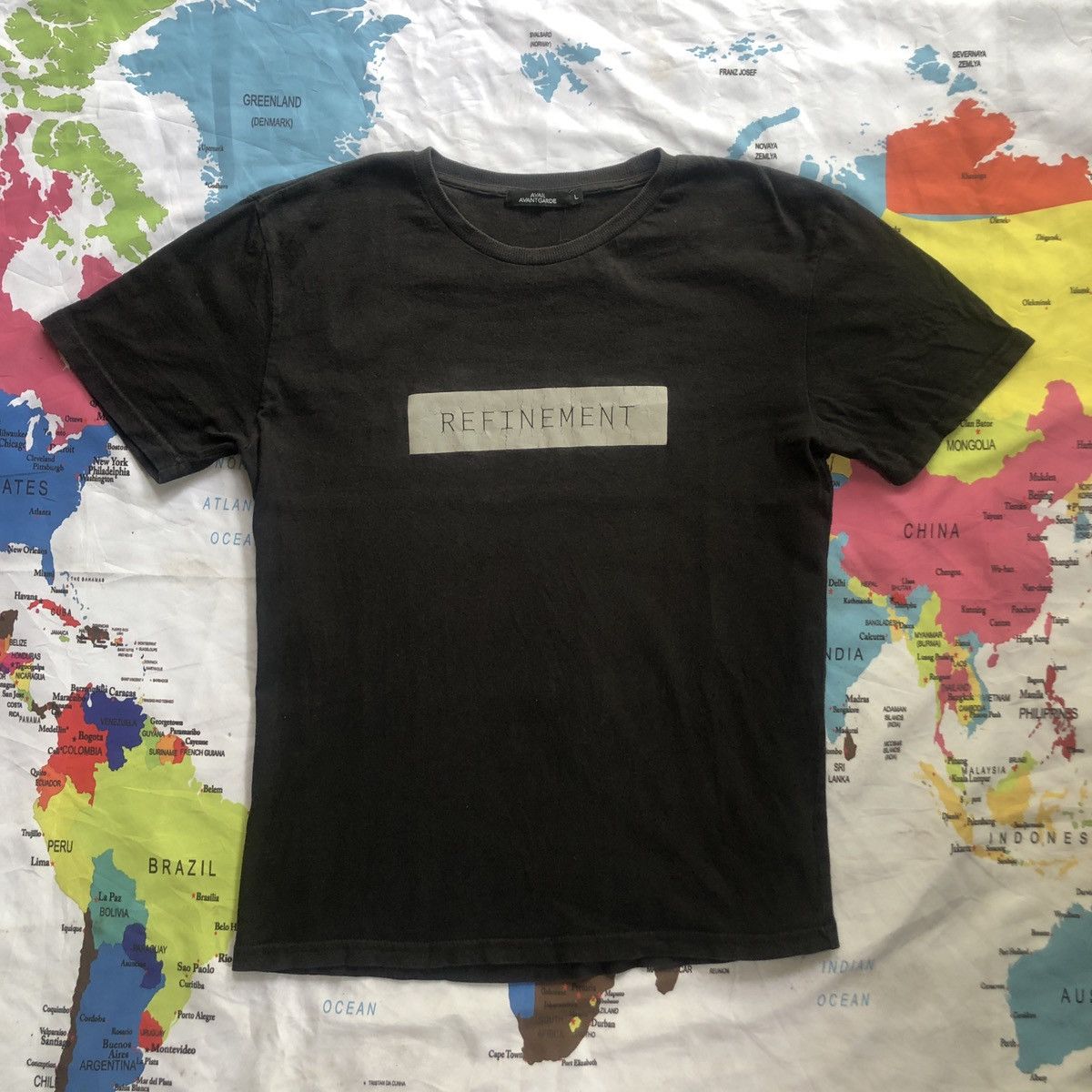 Japanese Brand Avail Avant Garde Tee Shirt Size US S / EU 44-46 / 1 - 1 Thumbnail