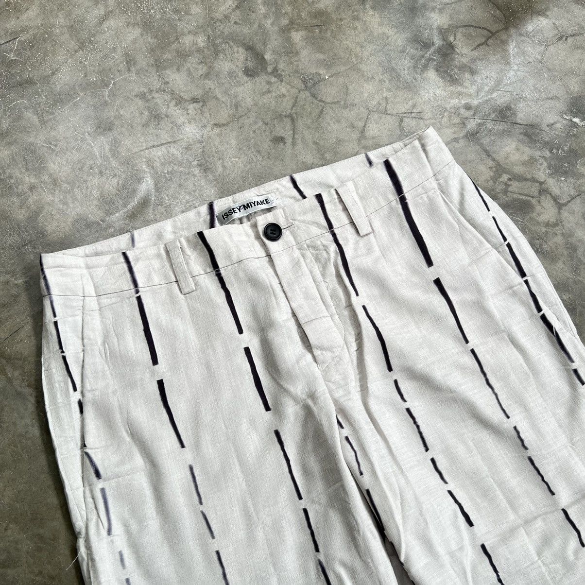 Issey Miyake 1990s Issey Miyake Vertical Stripe Linen Cropped Pants Size US 33 - 3 Thumbnail