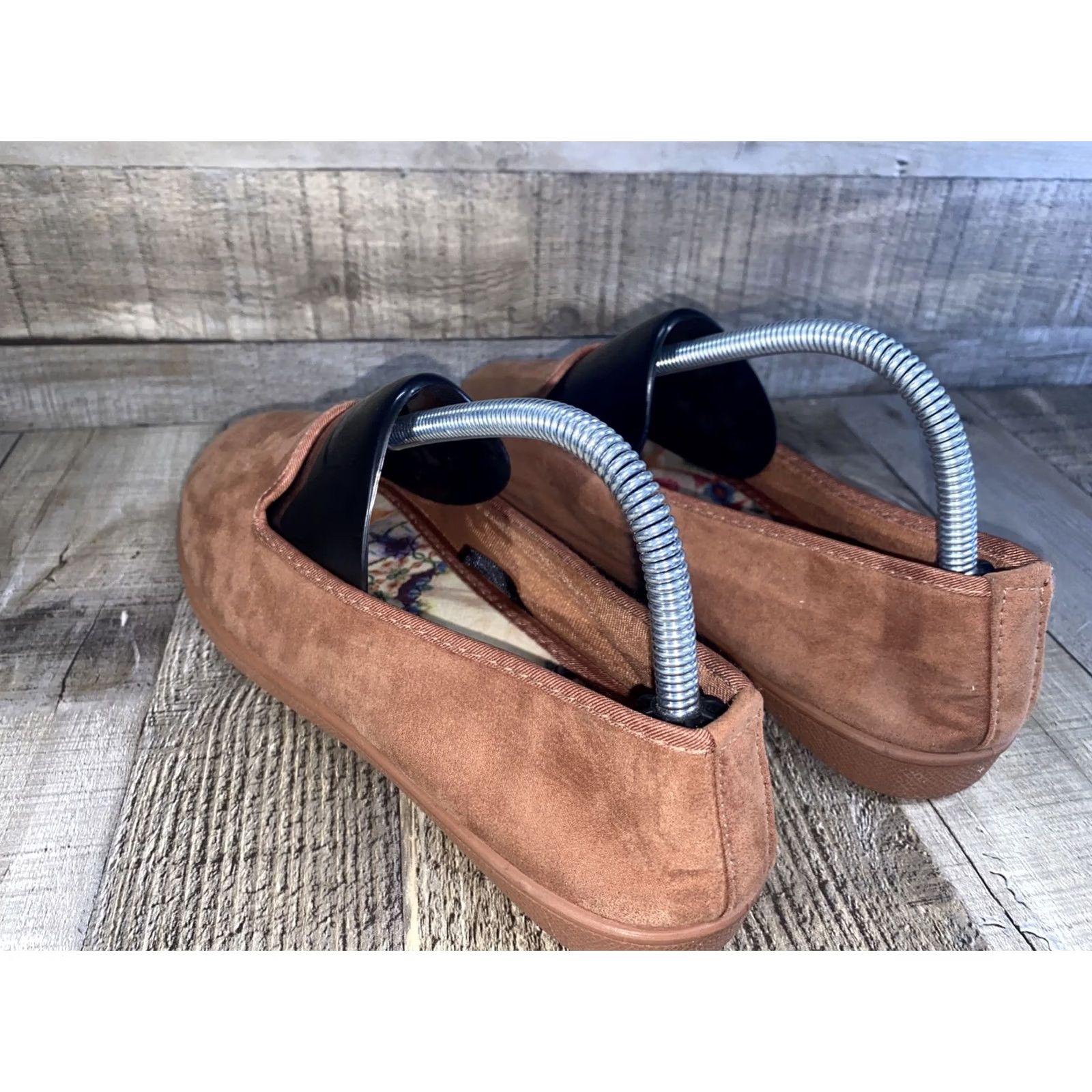 Vintage Rogue Women Flat Slip On Beige 8.5 80s 90s Neon Brick Suede Ballet Shoes Size US 9 / IT 39 - 3 Thumbnail