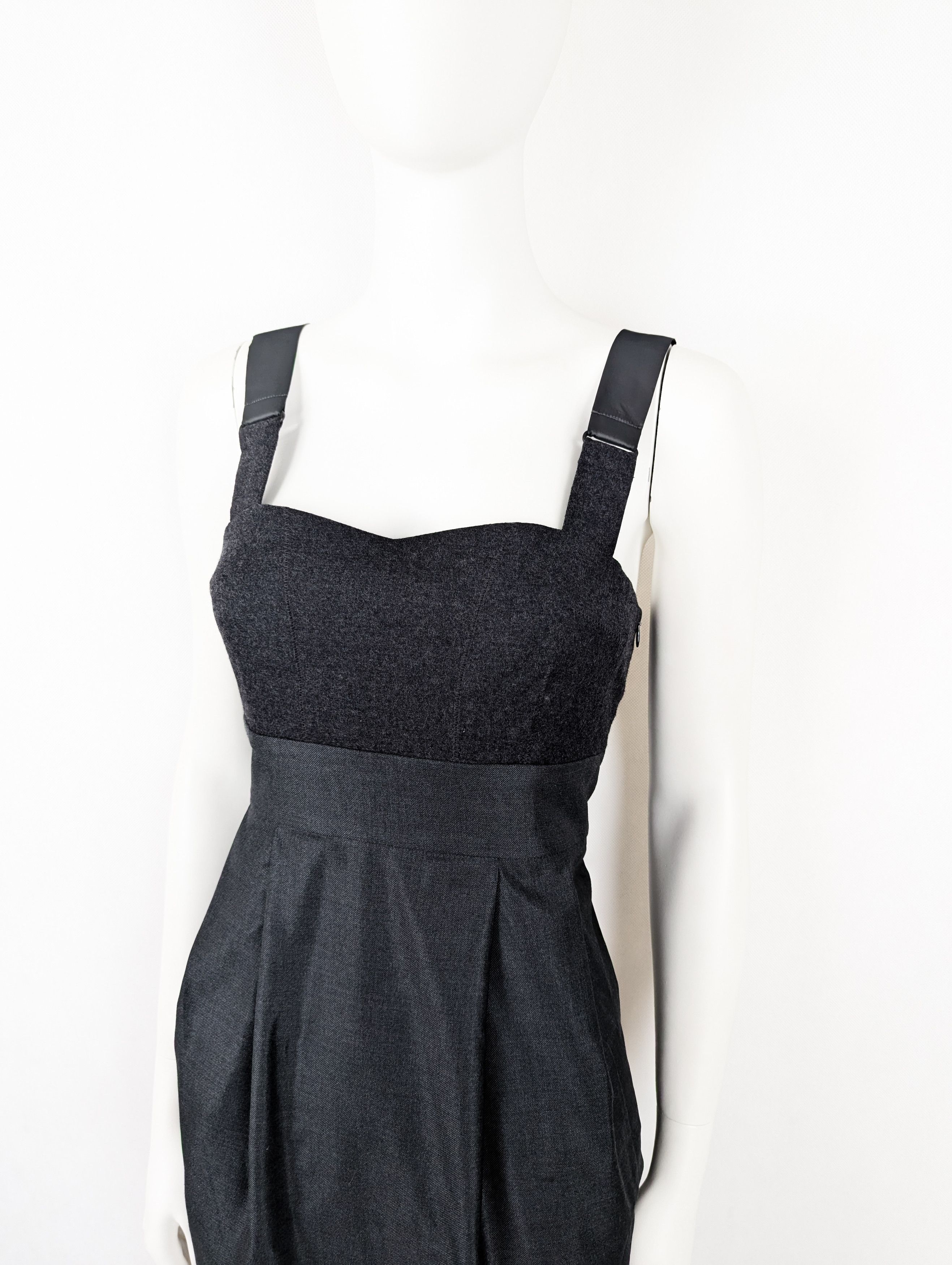 Brunello Cucinelli Brunello Cucinelli wool grey dress Size S / US 4 / IT 40 - 3 Thumbnail