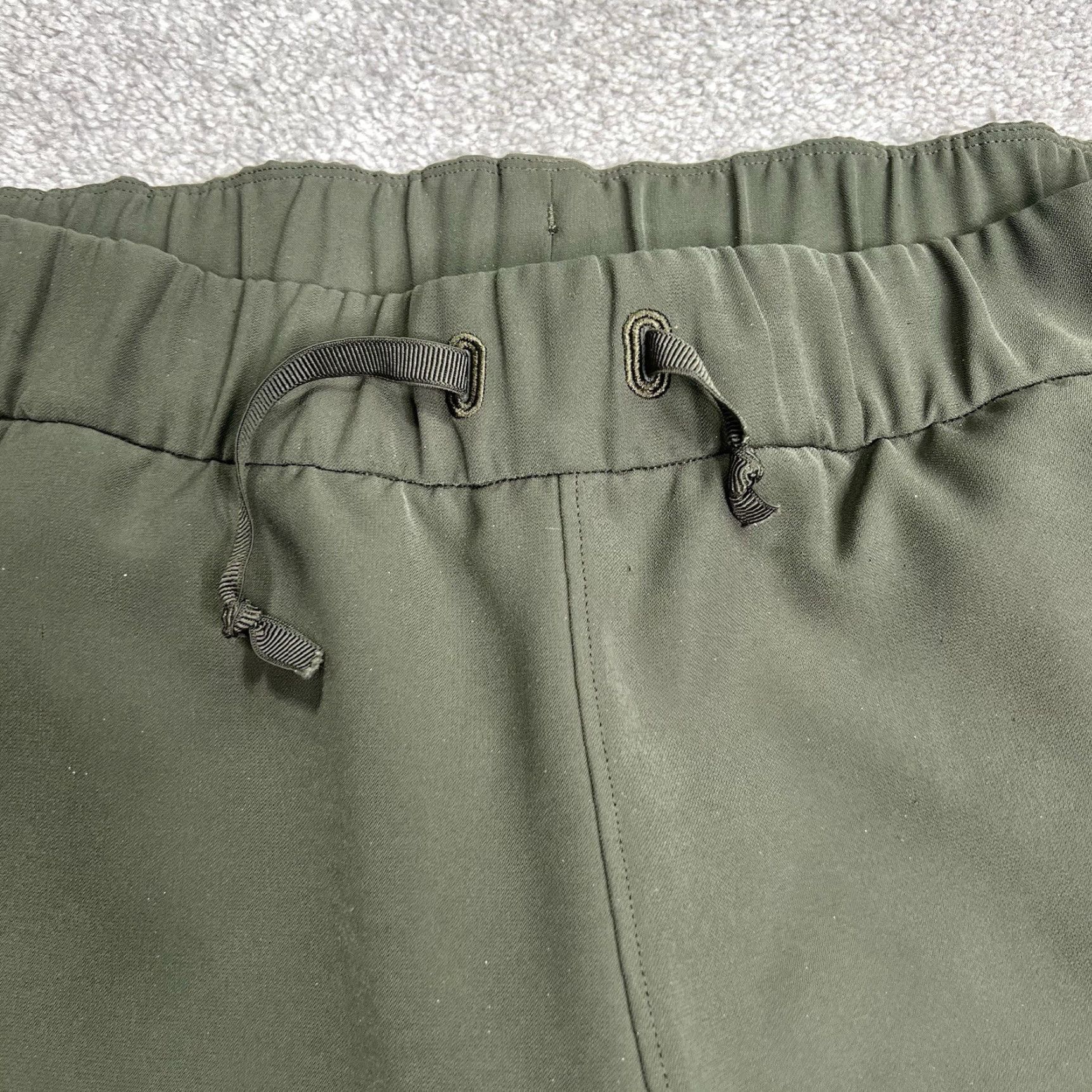 Lululemon Lululemon On The Fly Joggers Pants Women’s 12 Green Lightweight Tapered Stretch Inseam 28” Size 34" / US 12 / IT 48 - 3 Thumbnail