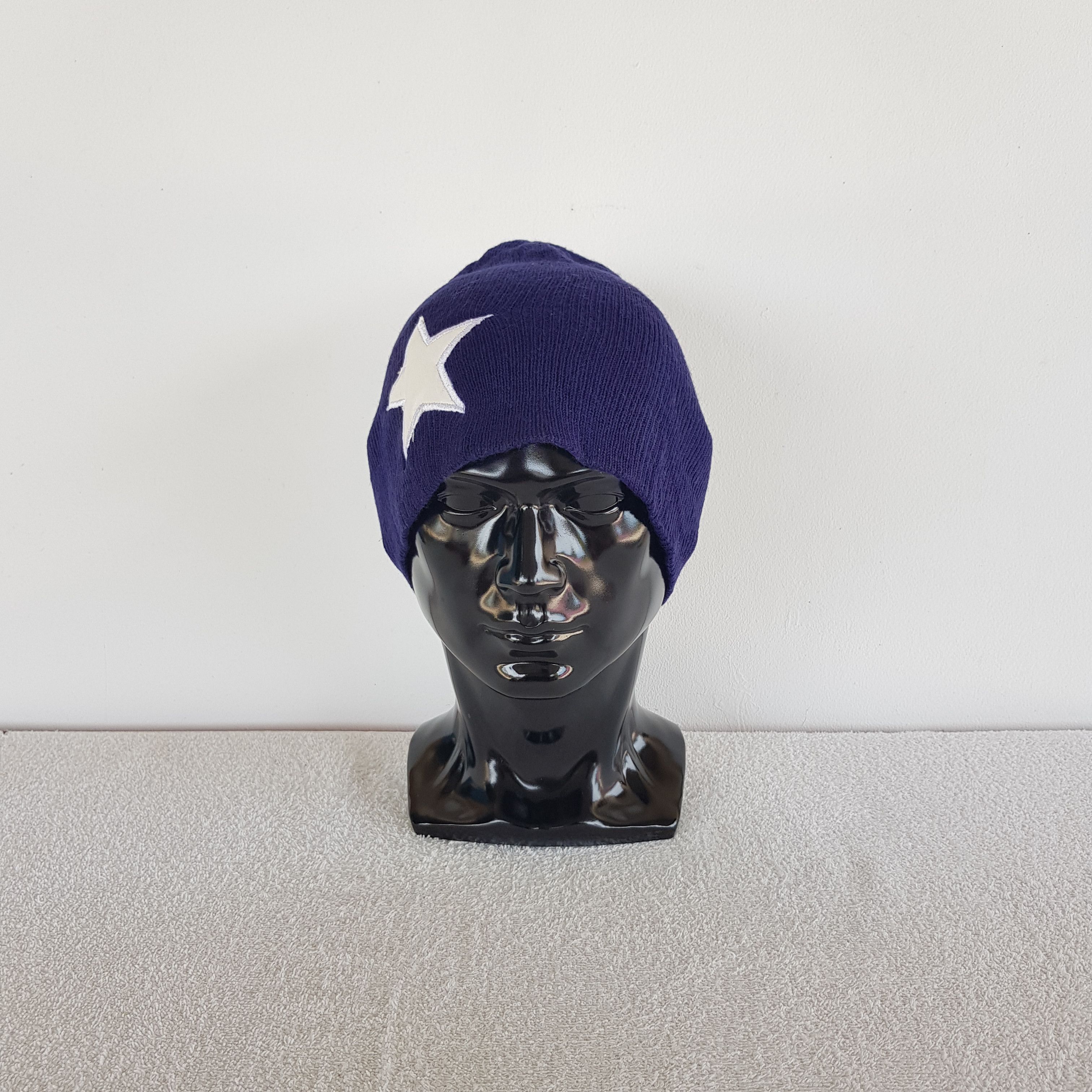 Japanese Brand Vintage Star Beanie Knitted Snow Caps Hats Size ONE SIZE - 2 Thumbnail