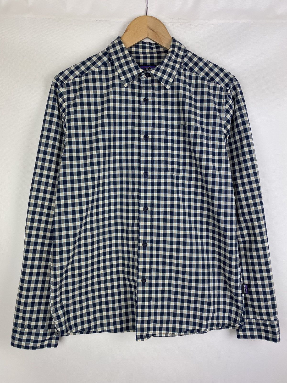Patagonia Patagonia Organic Cotton men’s long sleeve checked shirt Size US S / EU 44-46 / 1 - 1 Thumbnail