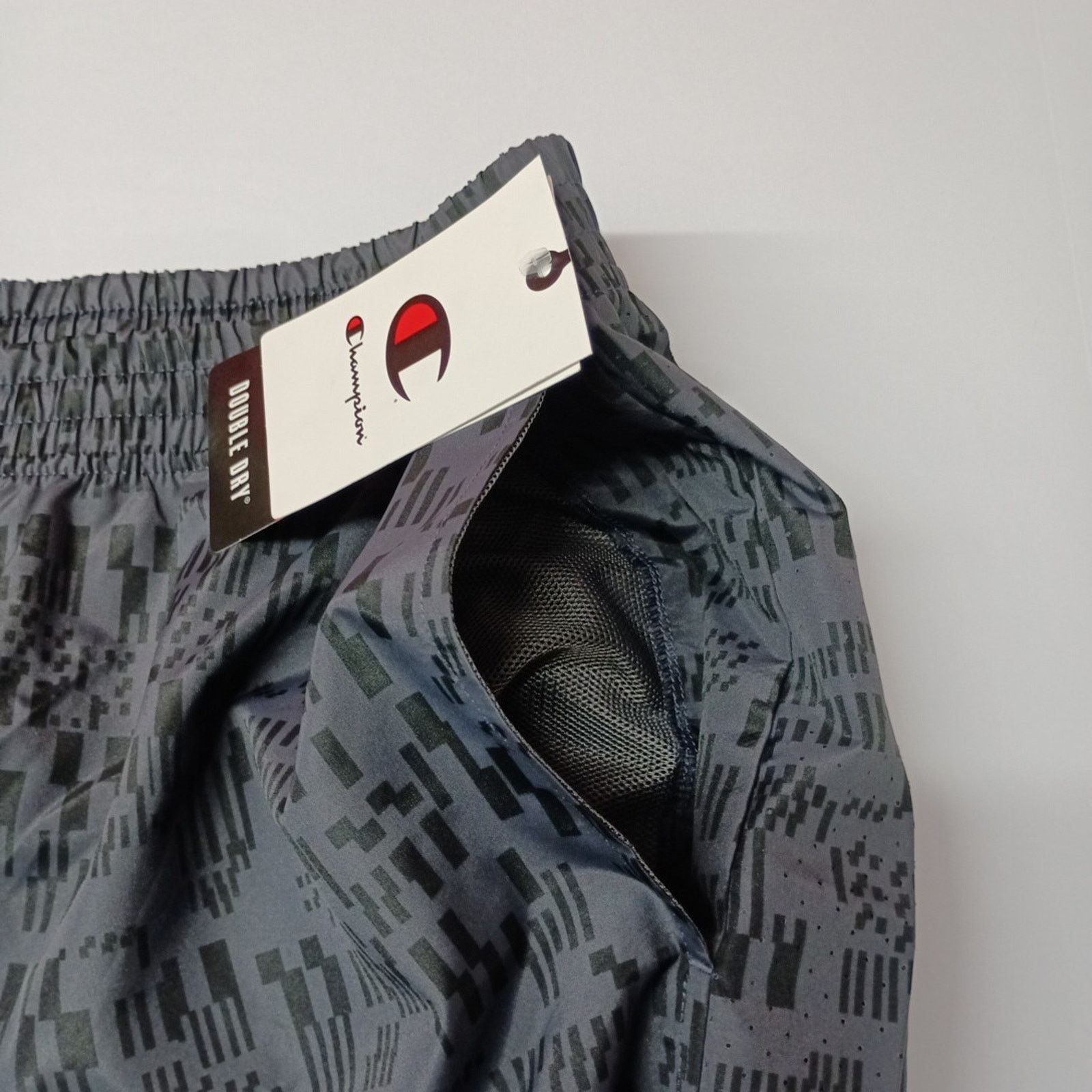 Champion Champion Nineiron Woven Shorts Men's 2XL Gray Double Dry Size US 40 / EU 56 - 3 Thumbnail