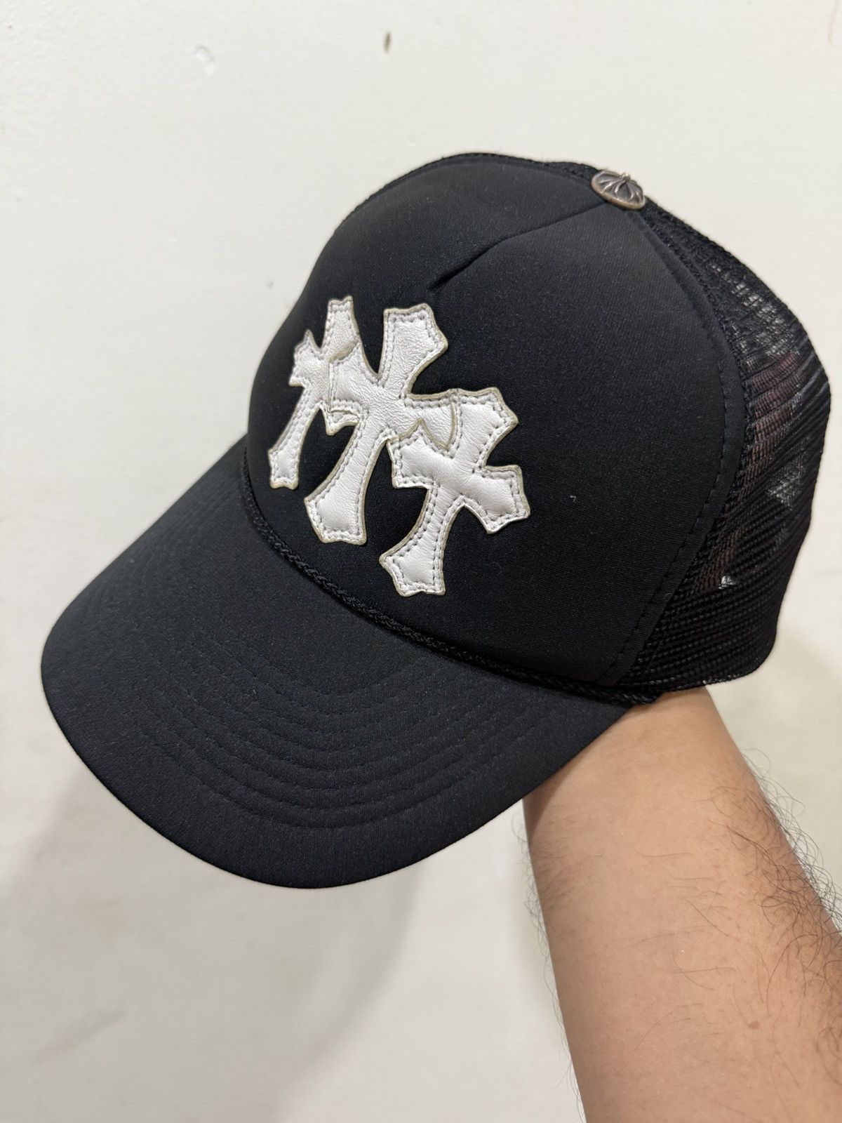 Chrome Hearts Vintage Chrome Hearts Cross Trucker Hat Size ONE SIZE - 1 Thumbnail