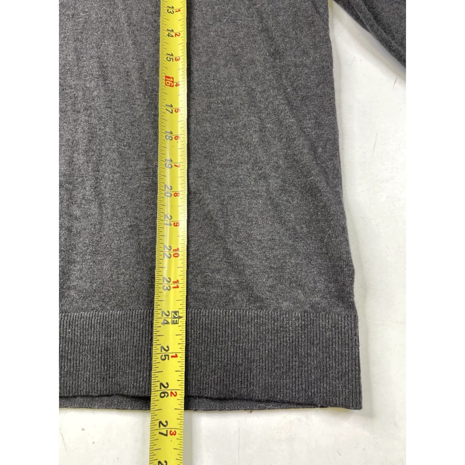 Quince Quince Lightweight Organic Cotton Cashmere V Neck Sweater Womens L Gray Pullover Knit Regular Size L / US 10 / IT 46 - 4 Thumbnail