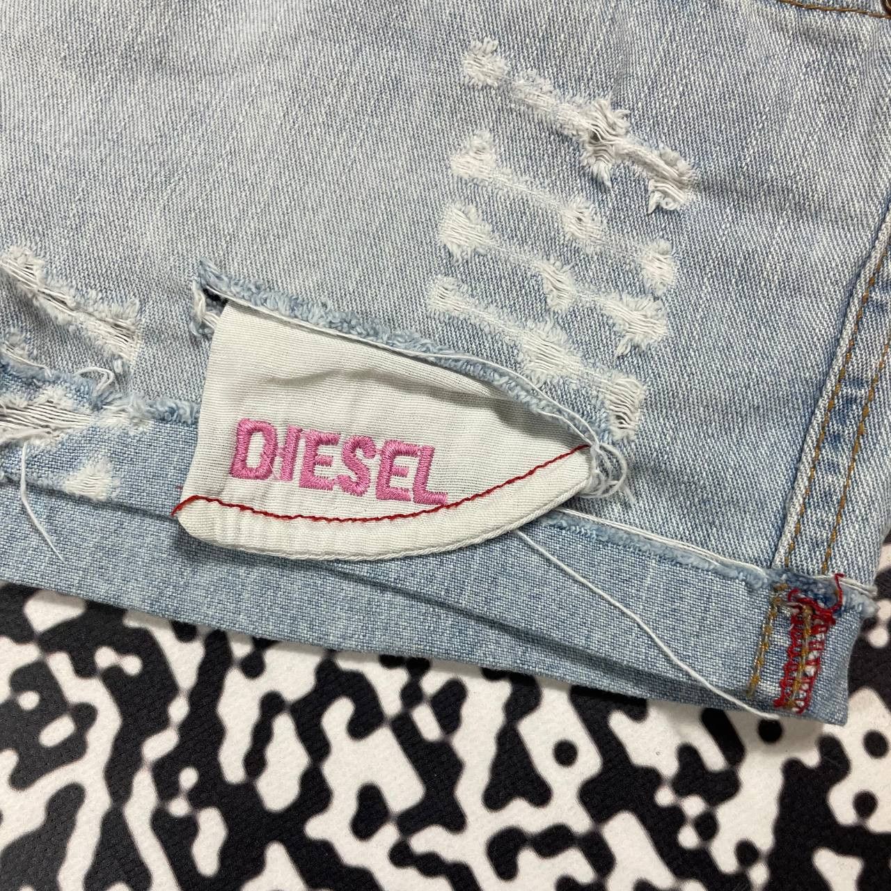 Diesel Vintage Y2K Diesel Distressed Style Mini Shorts 90s Style Size 28" / US 6 / IT 42 - 8 Thumbnail