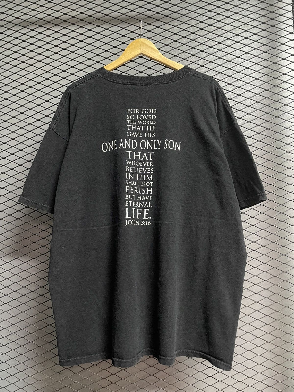 Other Vintage 00s The Numbers of Hope T-Shirt. Size US XXL / EU 58 / 5 - 2 Thumbnail