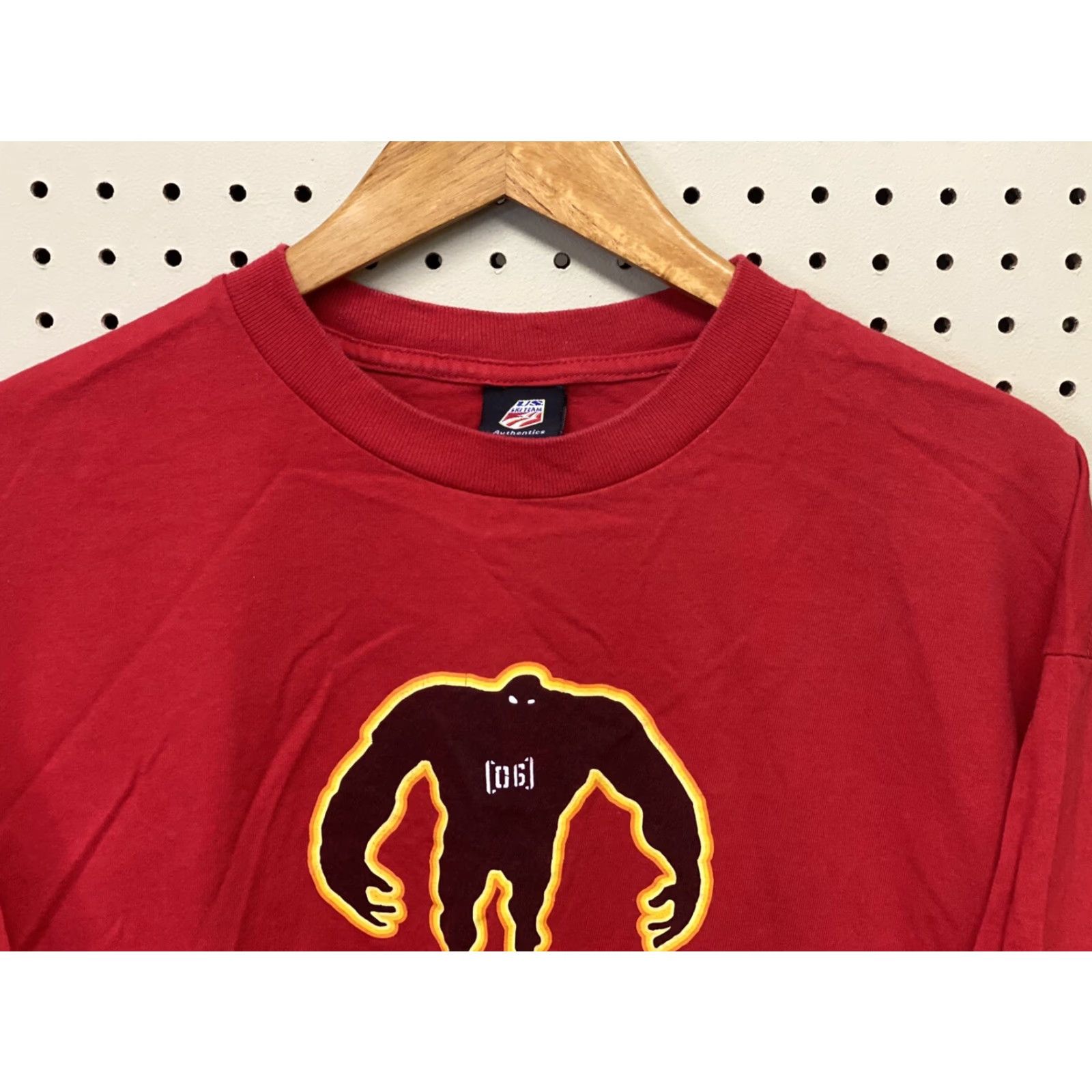 Vintage US Ski Team Olympics T-Shirt Mens XL Red Short Sleeve Winter 2006 Gorilla? Size US XL / EU 56 / 4 - 2 Thumbnail