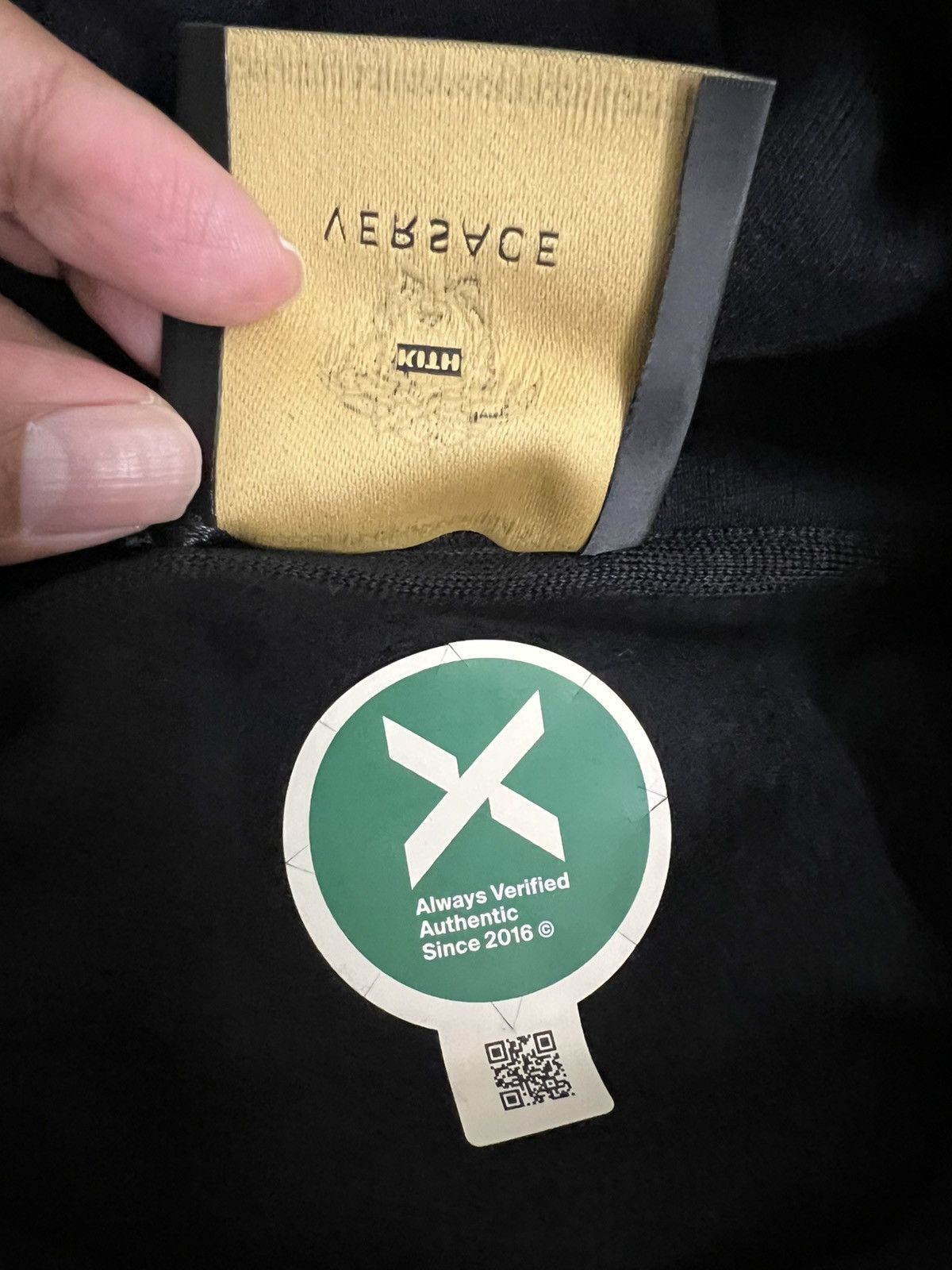 Kith × Versace Kith × Versace Greek Key Hoodie Size US M / EU 48-50 / 2 - 13 Thumbnail
