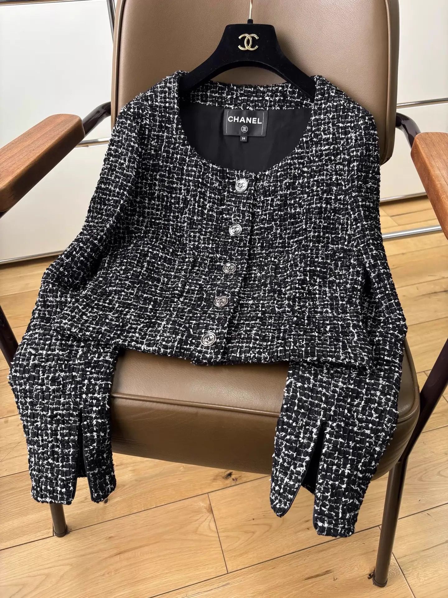 Chanel Chanel 24B Black White Glen Tweed Crew Jacket 34 Size XS / US 0-2 / IT 36-38 - 9 Thumbnail