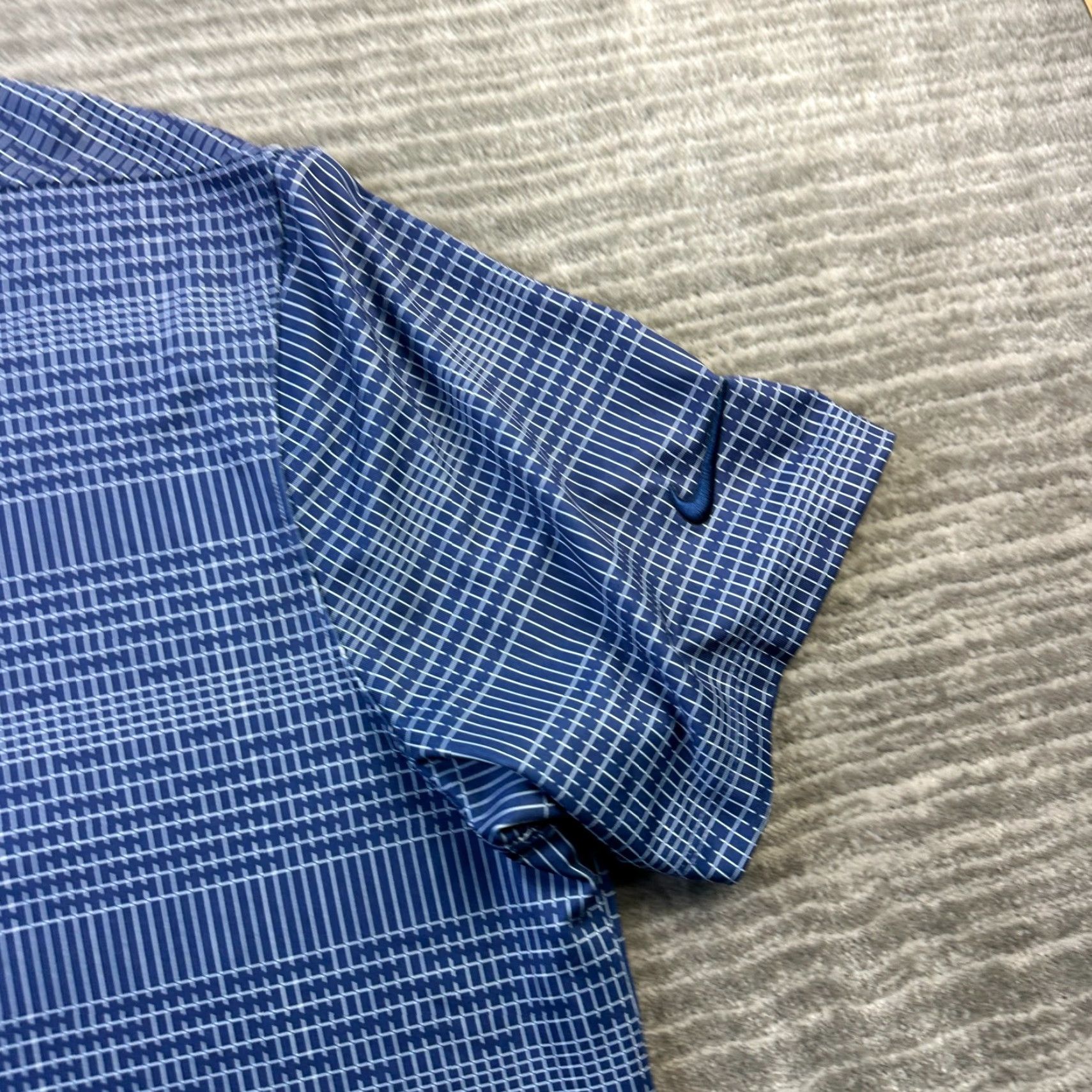 Nike Nike Shirt Mens Large Blue Vapor All Over Print Dri Fit Golf Size US L / EU 52-54 / 3 - 4 Thumbnail