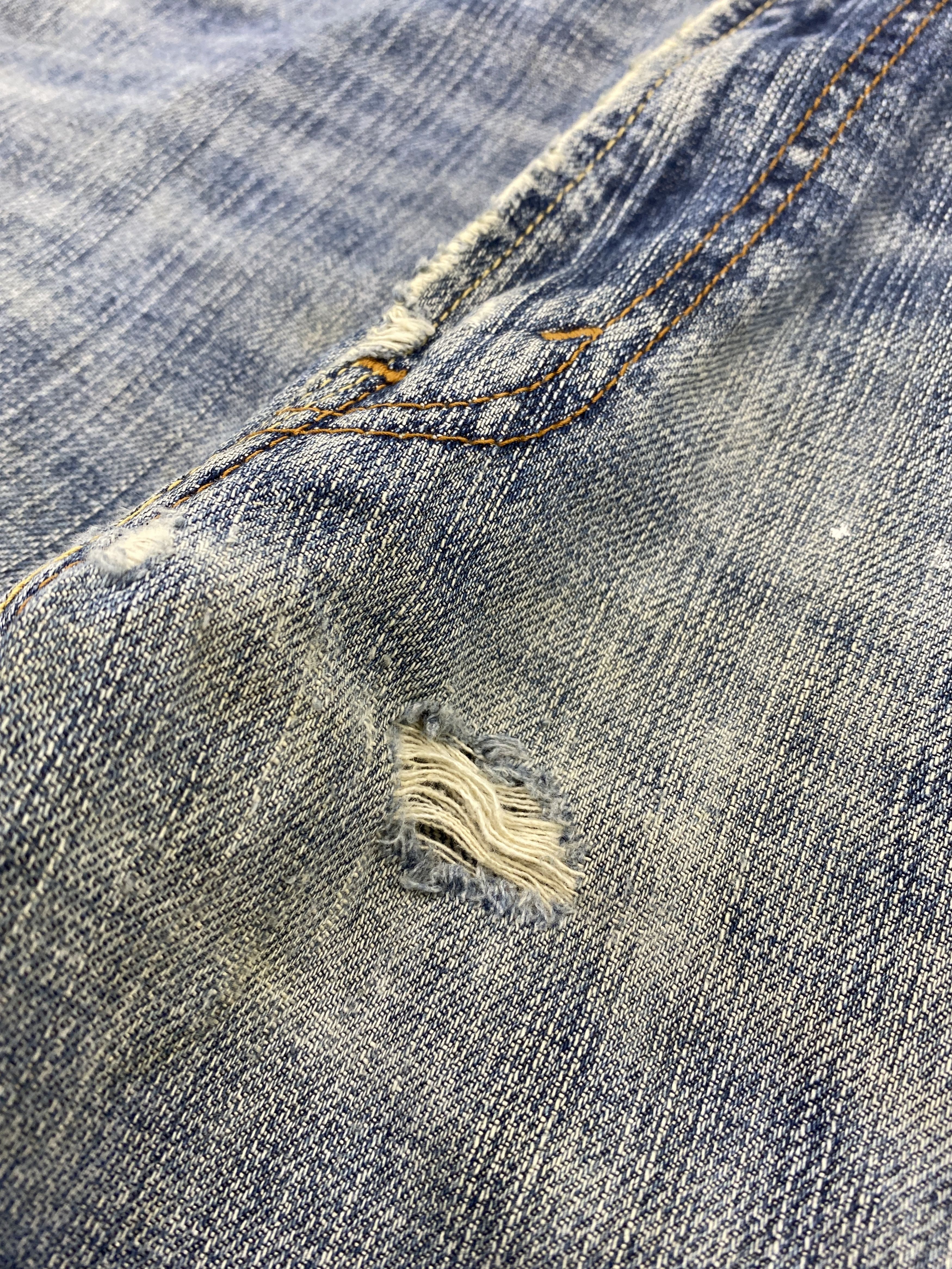 Levi's × Vintage Faded Blue Vintage Levi's 505 Denim Jeans Size US 34 / EU 50 - 12 Thumbnail